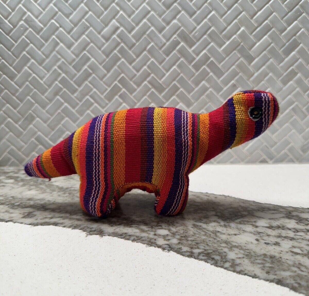 Handmade Handmade Guatemalen / Salvadorian Stuffed Dinosaur Toy Size ONE SIZE - 2 Thumbnail
