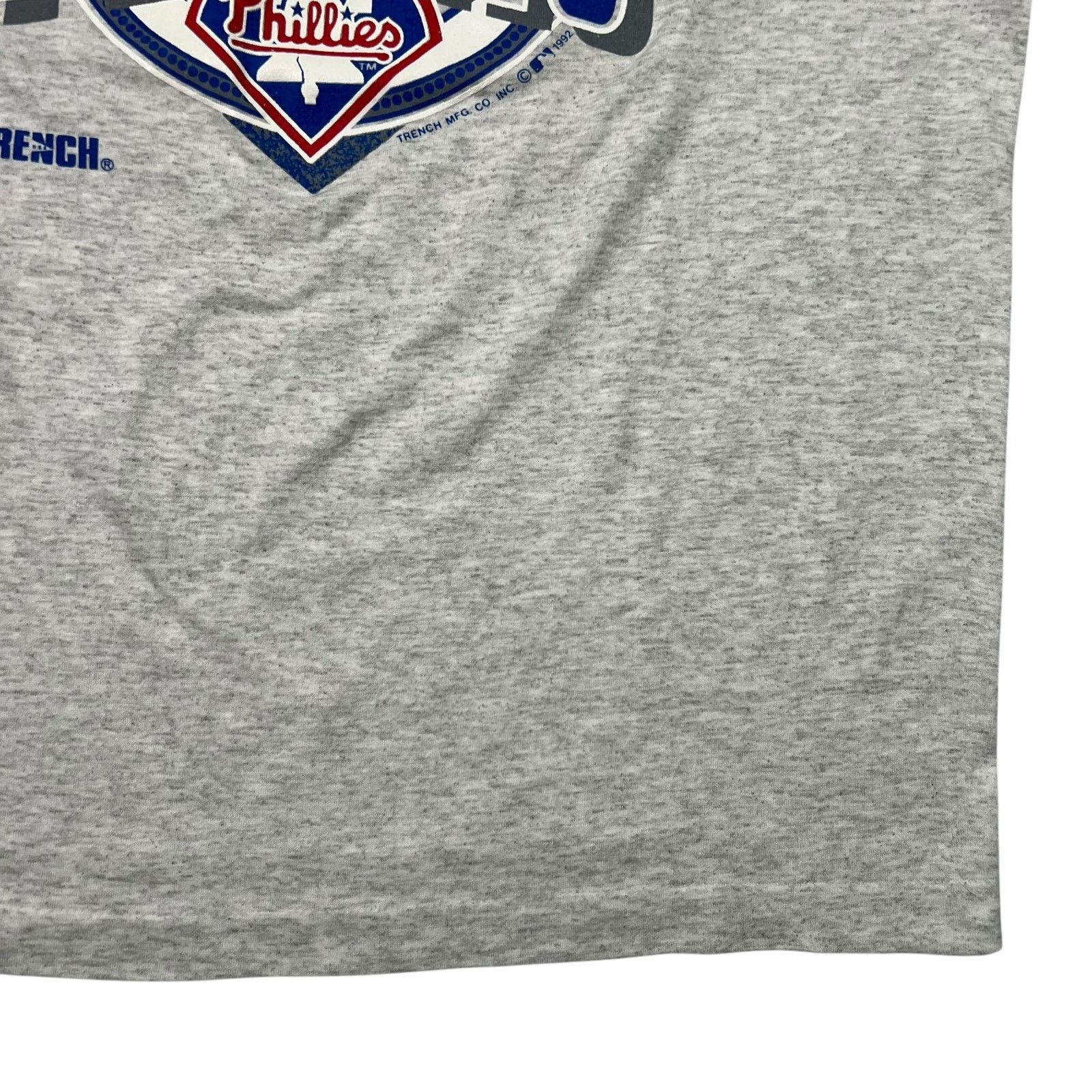 MLB × Trench USA × Vintage Vintage 1992 Trench Philadelphia Phillies MLB tee (L) Size US L / EU 52-54 / 3 - 3 Thumbnail