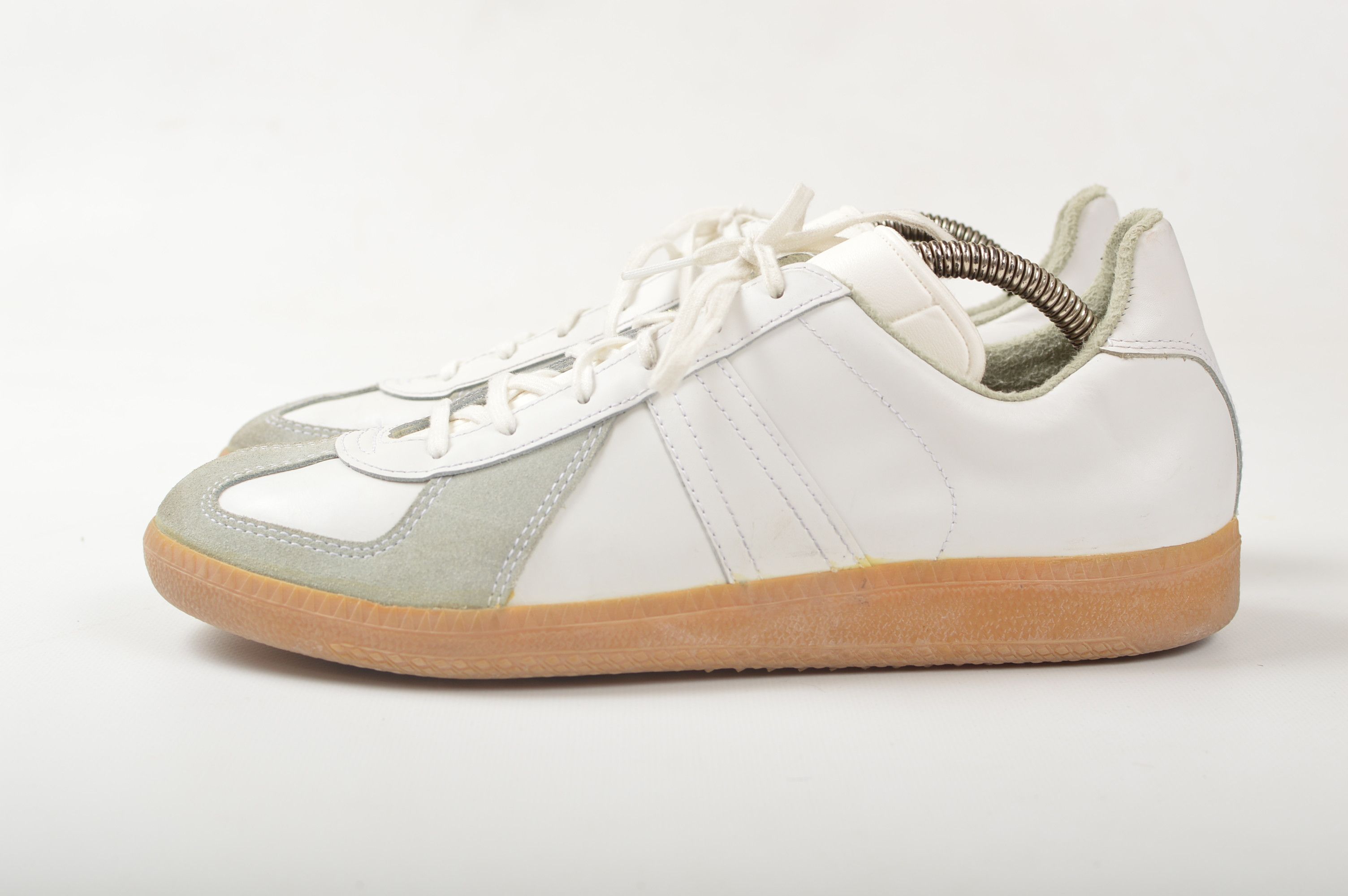 Vintage Bundeswehr BW Sport Vintage White Leather Sneakers Size US 8.5 / EU 41-42 - 2 Thumbnail