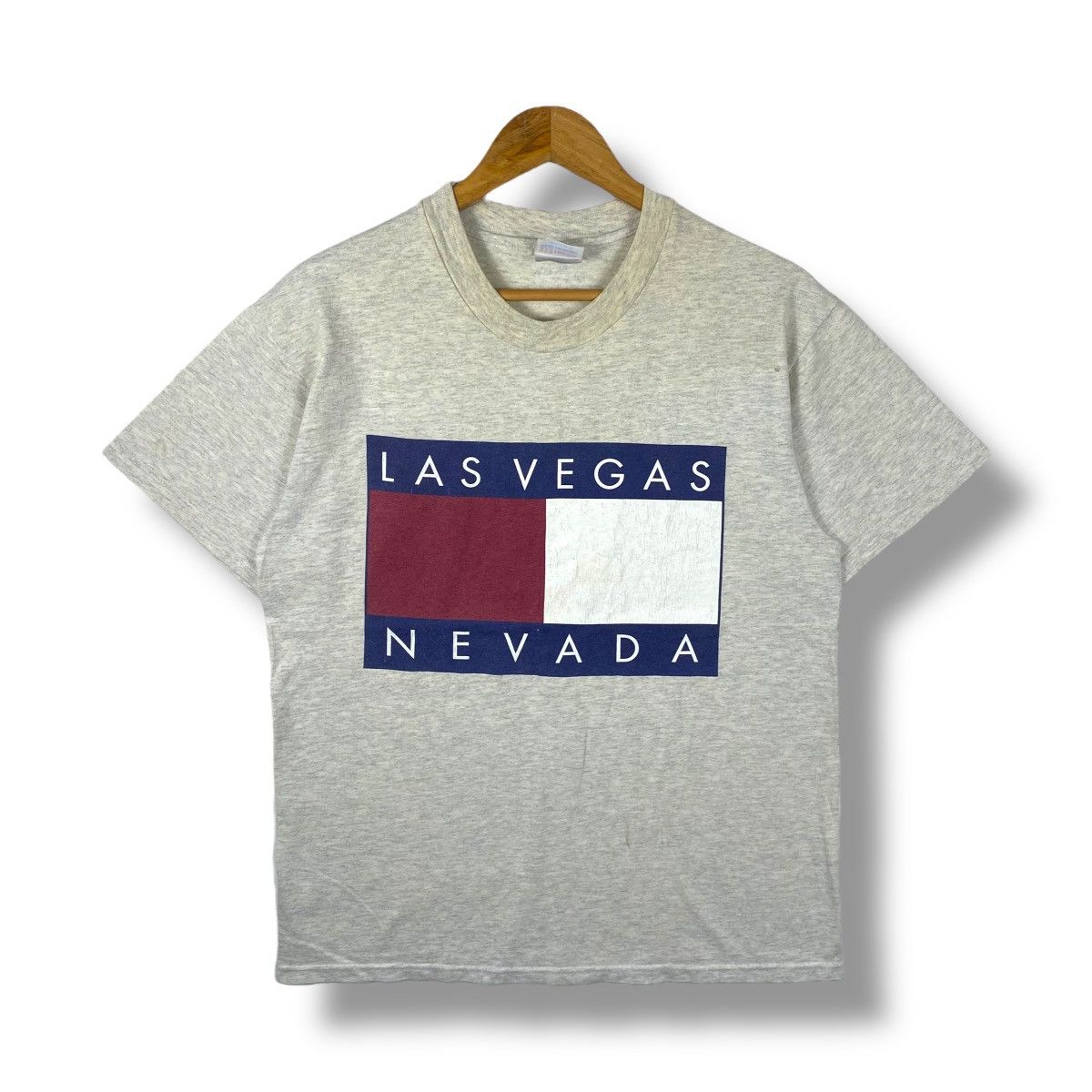 Vintage Vintage 90' LAS VEGAS NEVADA Tommy Hilfiger Style Graphic Size US M / EU 48-50 / 2 - 1 Thumbnail