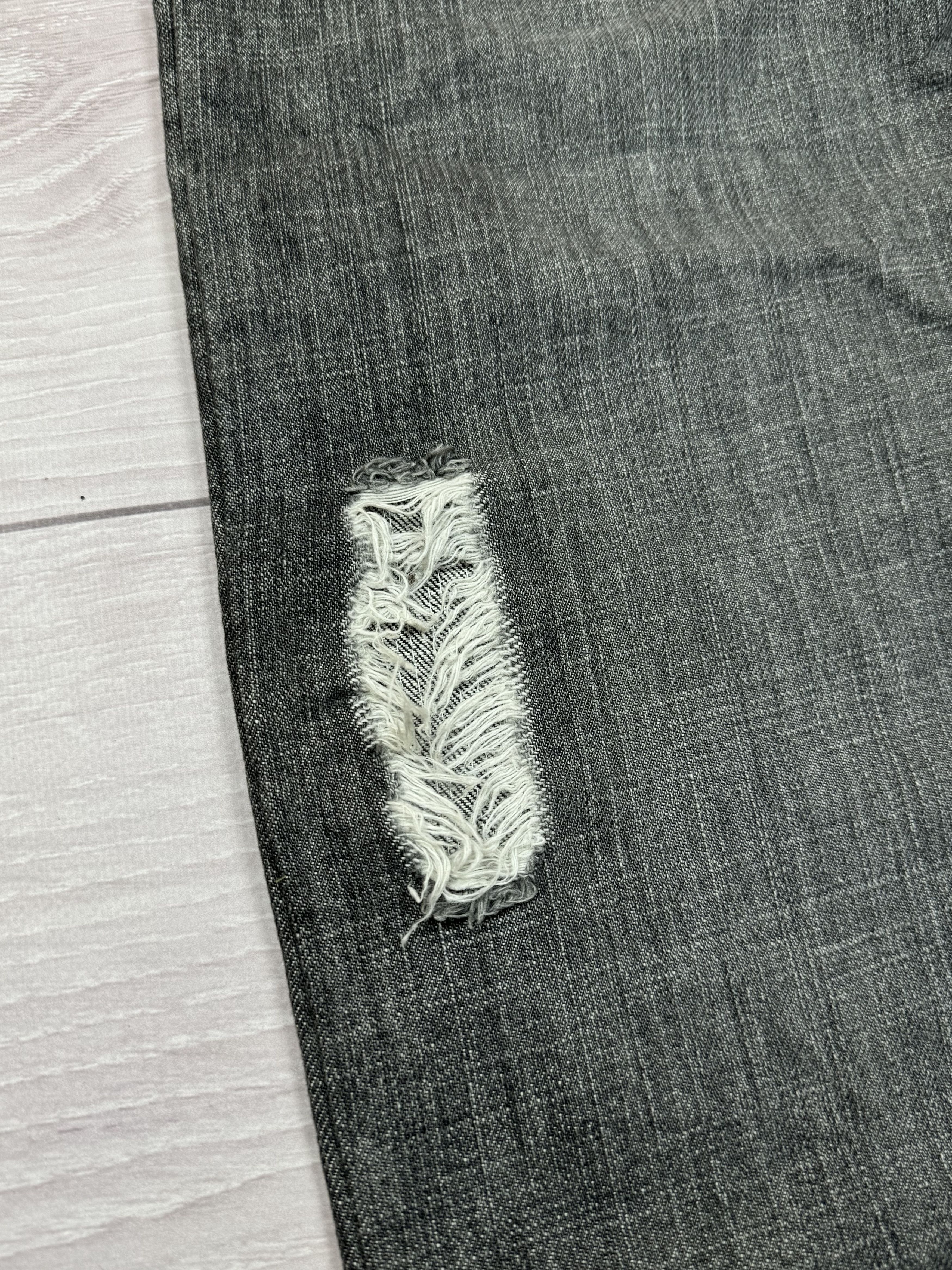Dolce & Gabbana Dolce & Gabbana printed distressed denim jeans Size US 33 - 13 Thumbnail