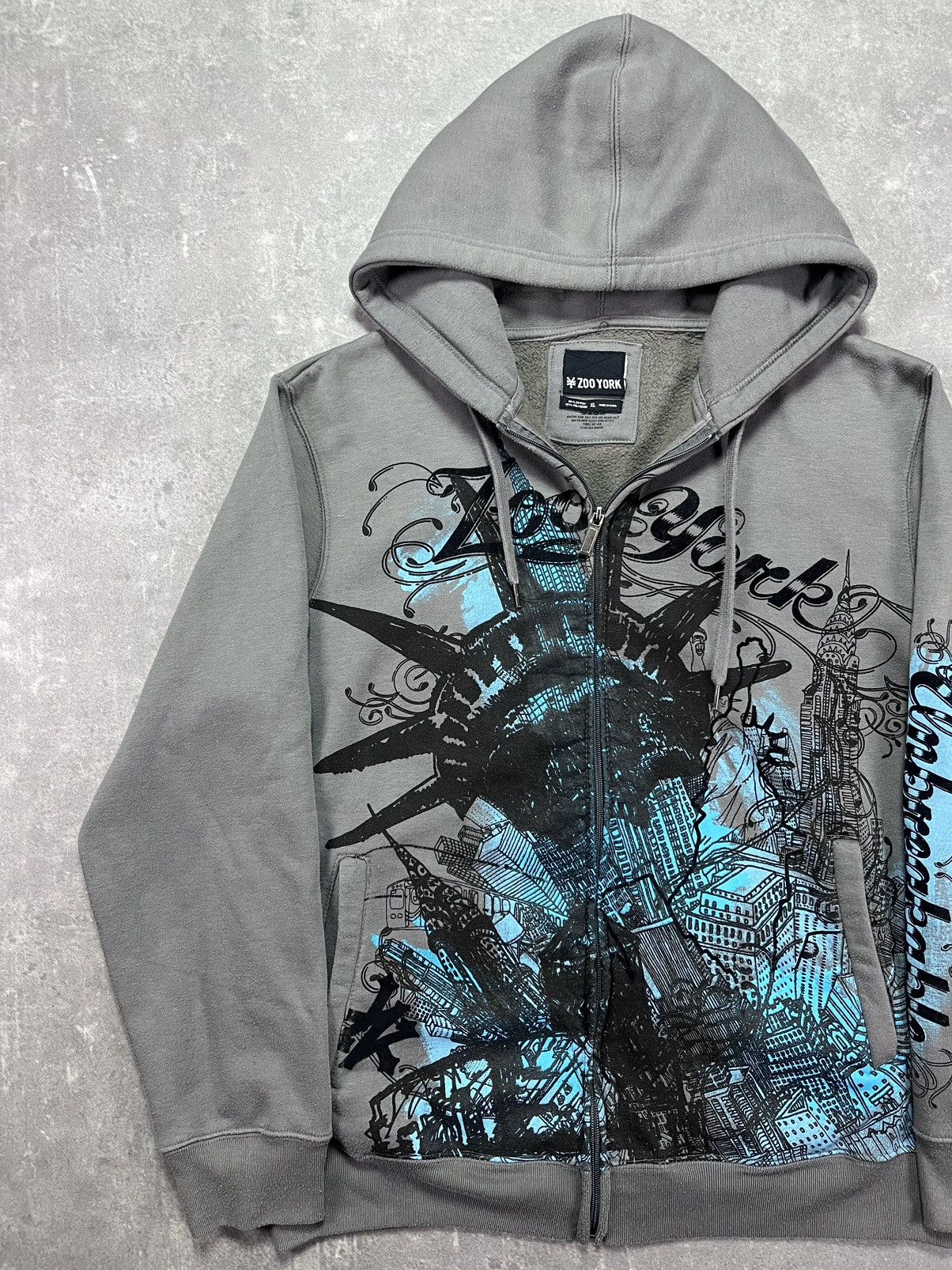 Zoo York 00s Rare Zoo York Liberty Statue Printed Baggy Zip Hoodie XL Size US L / EU 52-54 / 3 - 3 Thumbnail