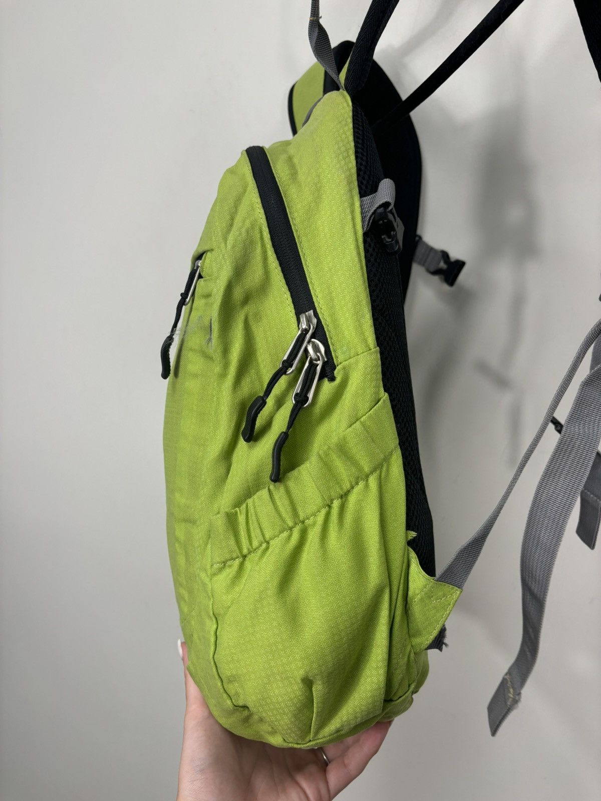 The North Face Vintage The North Face Mercury 18 Hiking Outdoor Backpack Size ONE SIZE - 8 Thumbnail