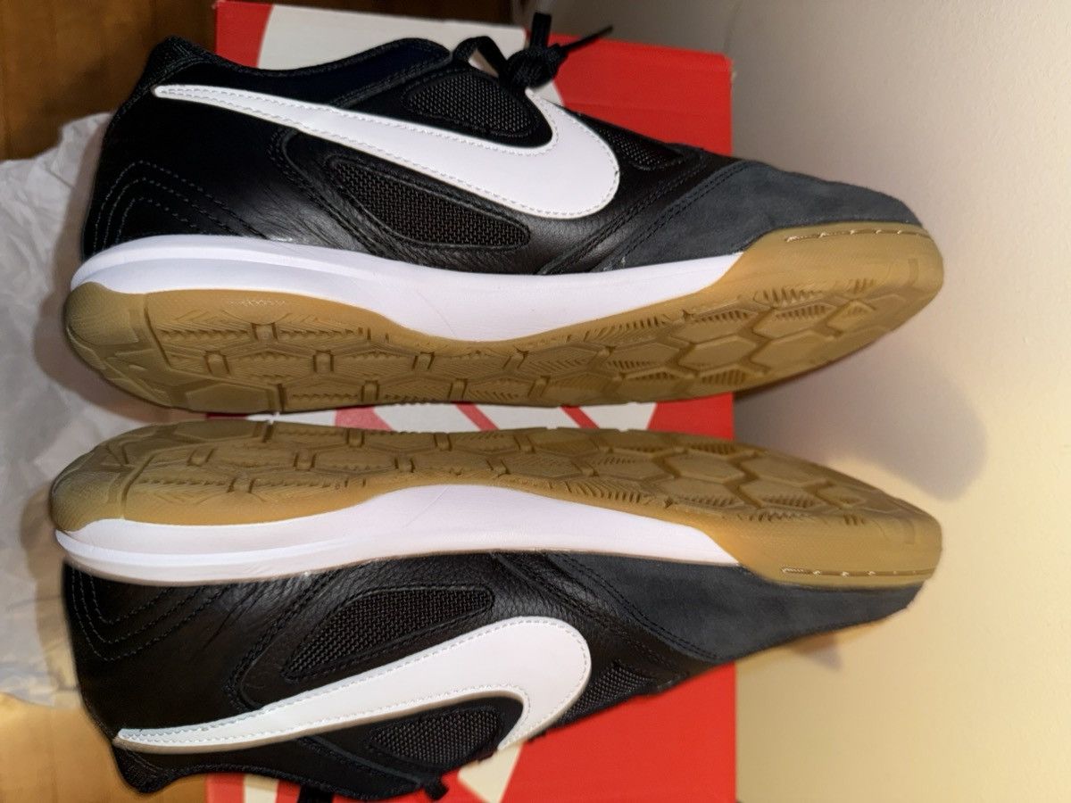 Nike Nike Gato Black/White sz9 DS New in OG Box! Never Worn! Size US 9 / EU 42 - 11 Thumbnail