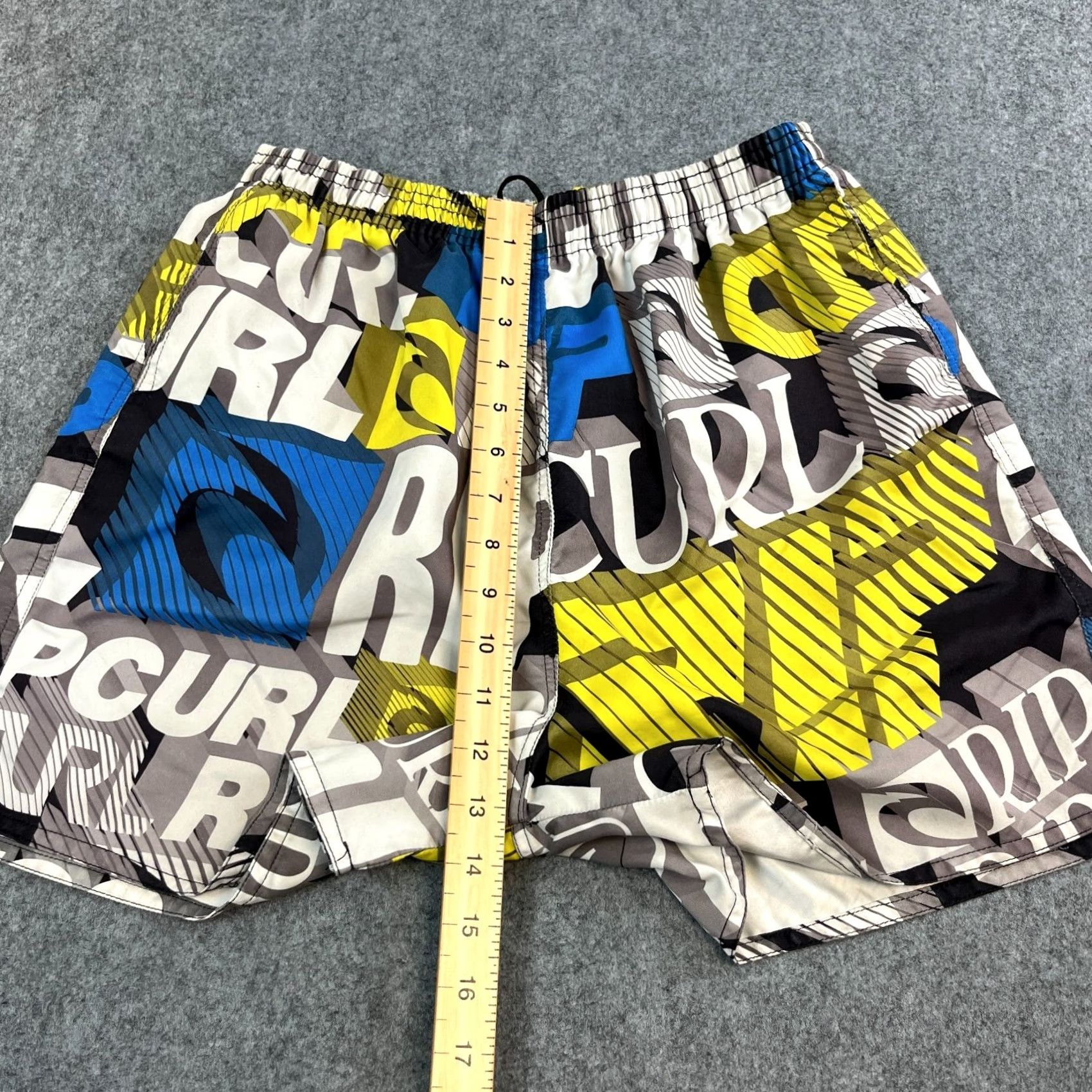 Rip Curl VINTAGE Rip Curl Mens Shorts Swimming Trunks Medium Swimwear Logo Spellout Y2K Multicoloured Pockets Mens Size US 31 - 5 Thumbnail