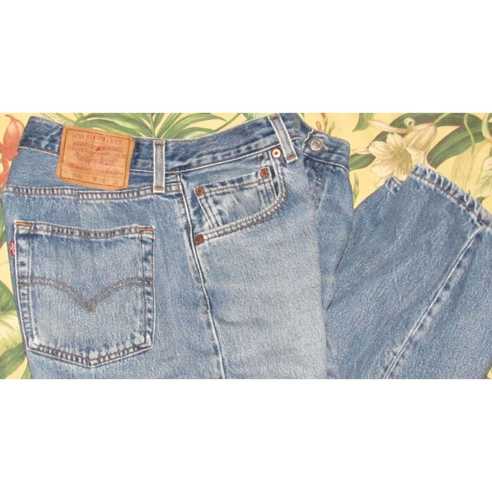 Vintage Vtg Levis 505 Denim Jeans Made In USA 32 x 30 Mens Regular 32 Blue Straight Inseam 30 Vintage Levis 505 Denim Jeans Made In USA 32 x 30 Mens Blueside Size US 32 / EU 48 - 2 Thumbnail
