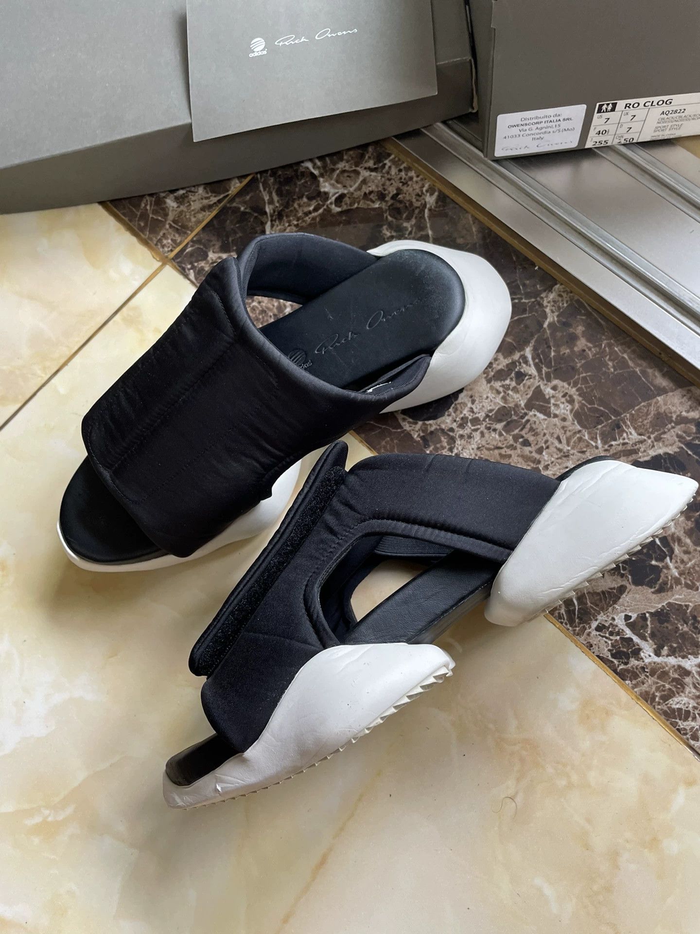 Rick Owens Rick Owens x Adidas Tank Slipper AQ2822 US7 (40) Size US 7 / EU 40 - 1 Thumbnail