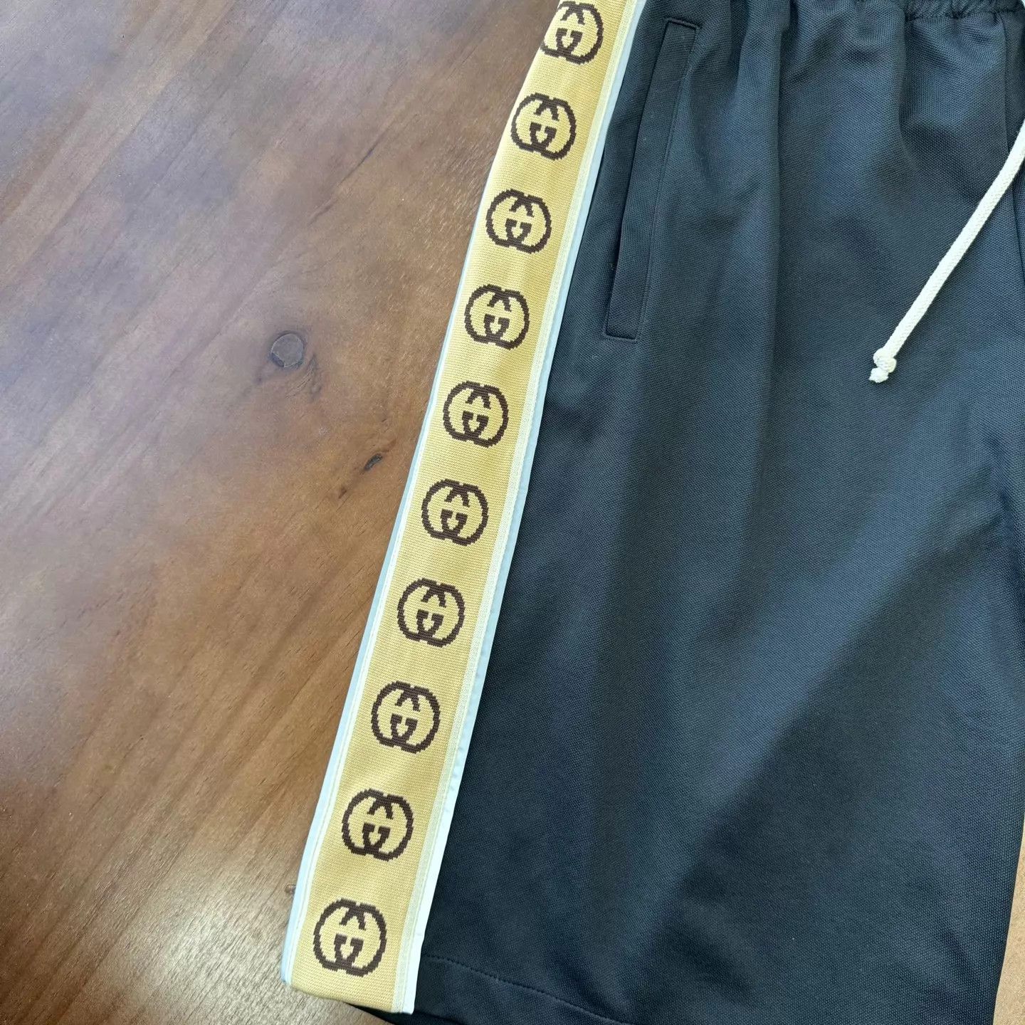 Gucci Gucci Side Double G Drawstring Short L Size 28" / US 6 / IT 42 - 6 Thumbnail