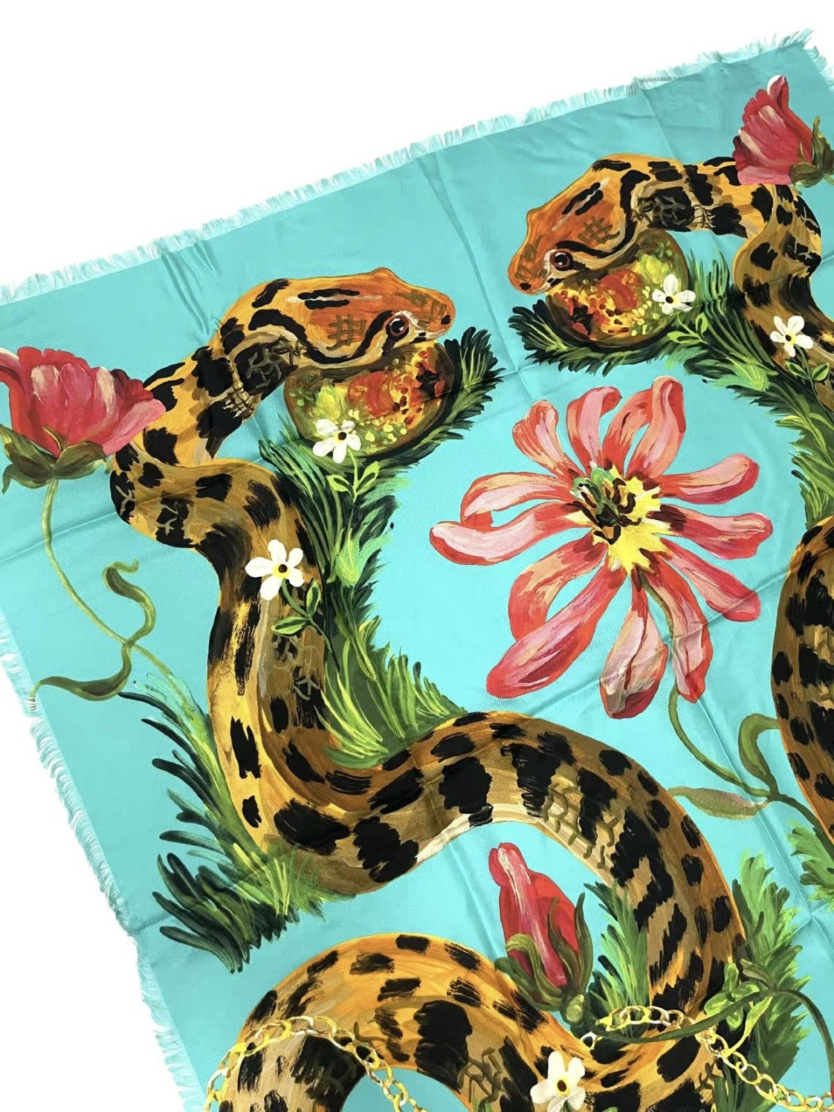 Gucci Snakes and flowers silk scarf Size ONE SIZE - 2 Thumbnail