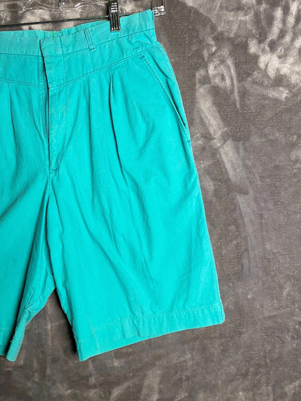 The Unbranded Brand 90s Shorts Womens Mint Pleated Y2K High Rise Mom Short (B17) Size 36" / US 14 / IT 50 - 4 Thumbnail