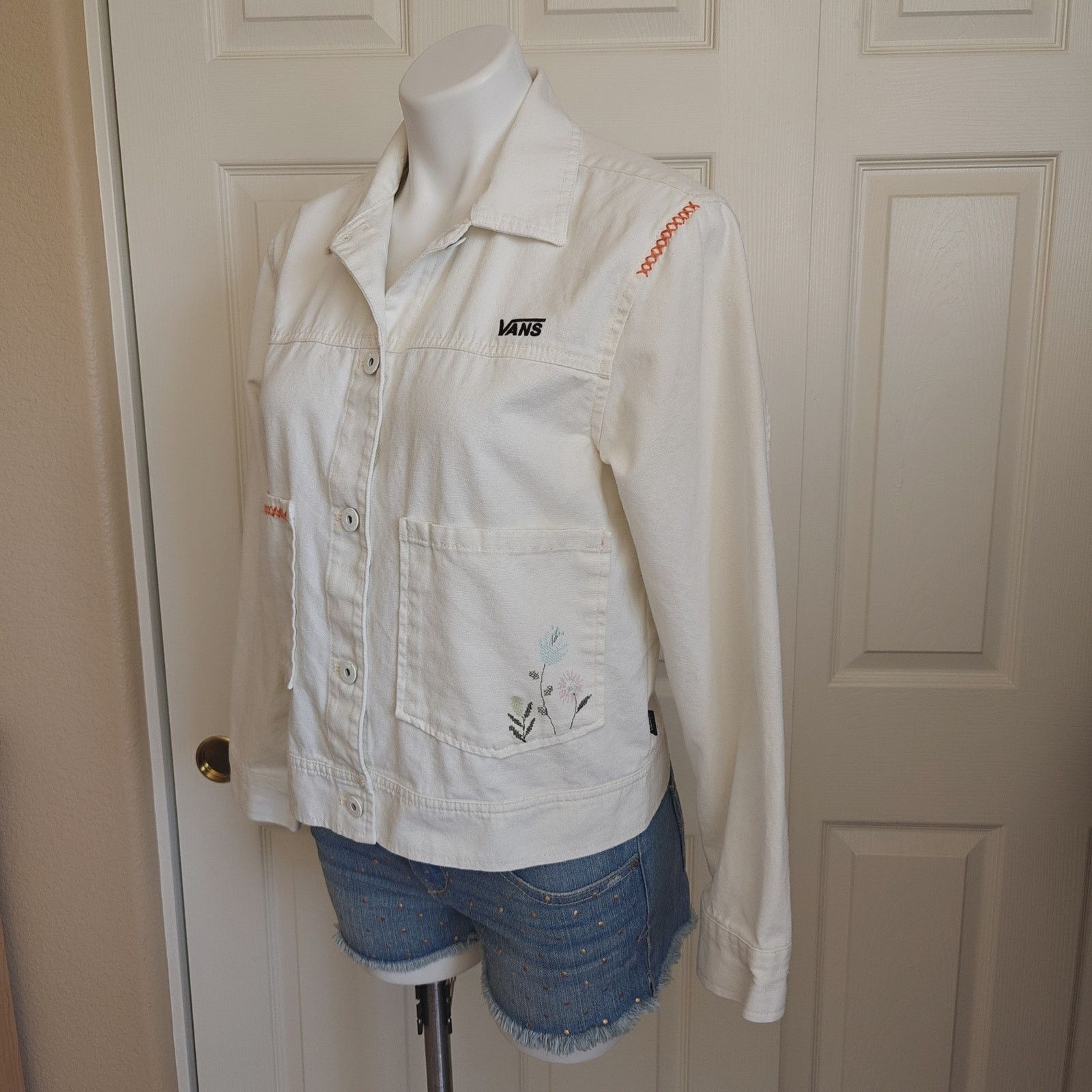 Vans VANS Book It Micro Embroidered Ditsy Floral Jacket sz XS Size XS / US 0-2 / IT 36-38 - 5 Thumbnail