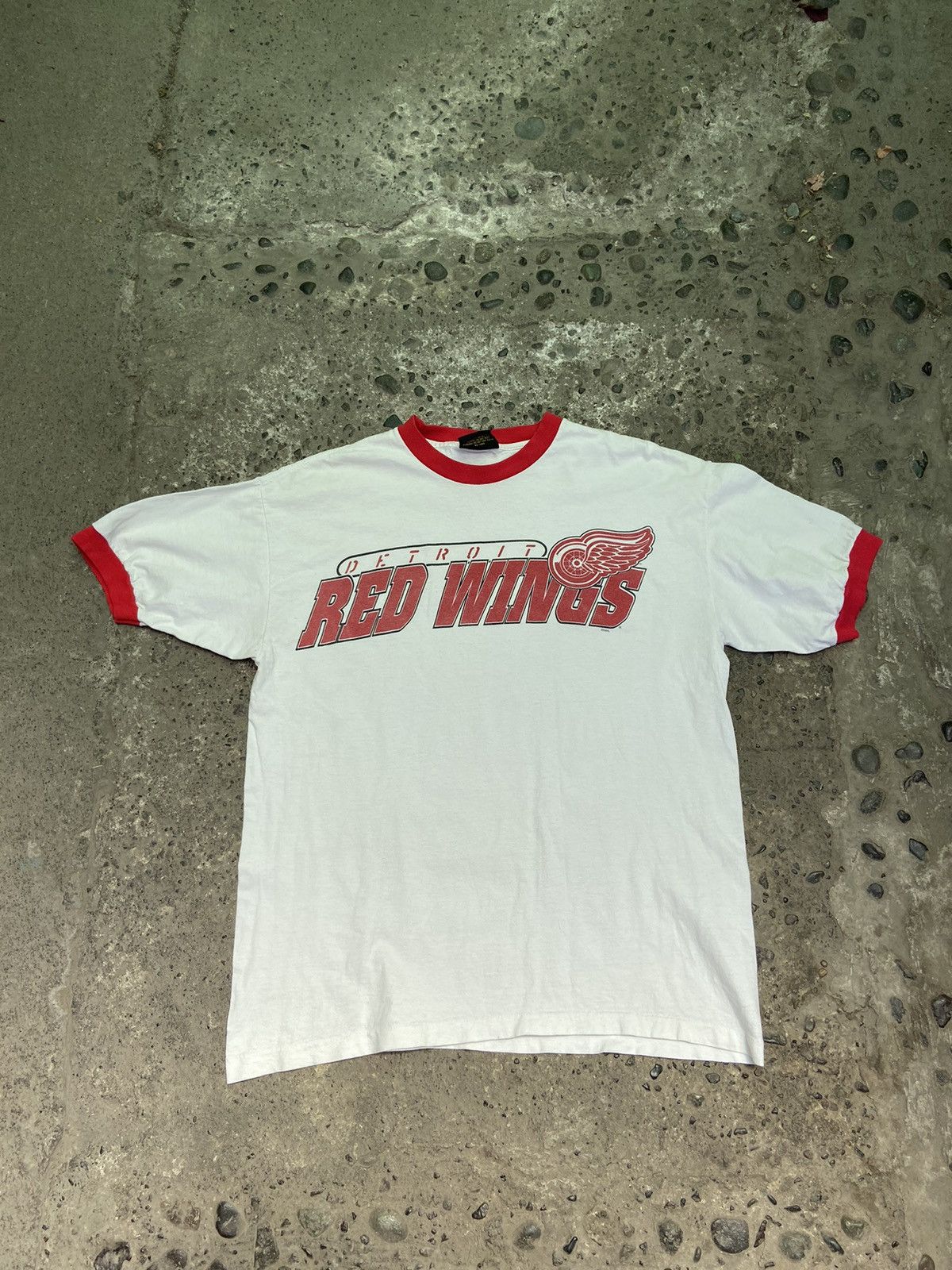 NHL × Vintage Vintage Detroit red wigs T shirt Size US L / EU 52-54 / 3 - 1 Thumbnail