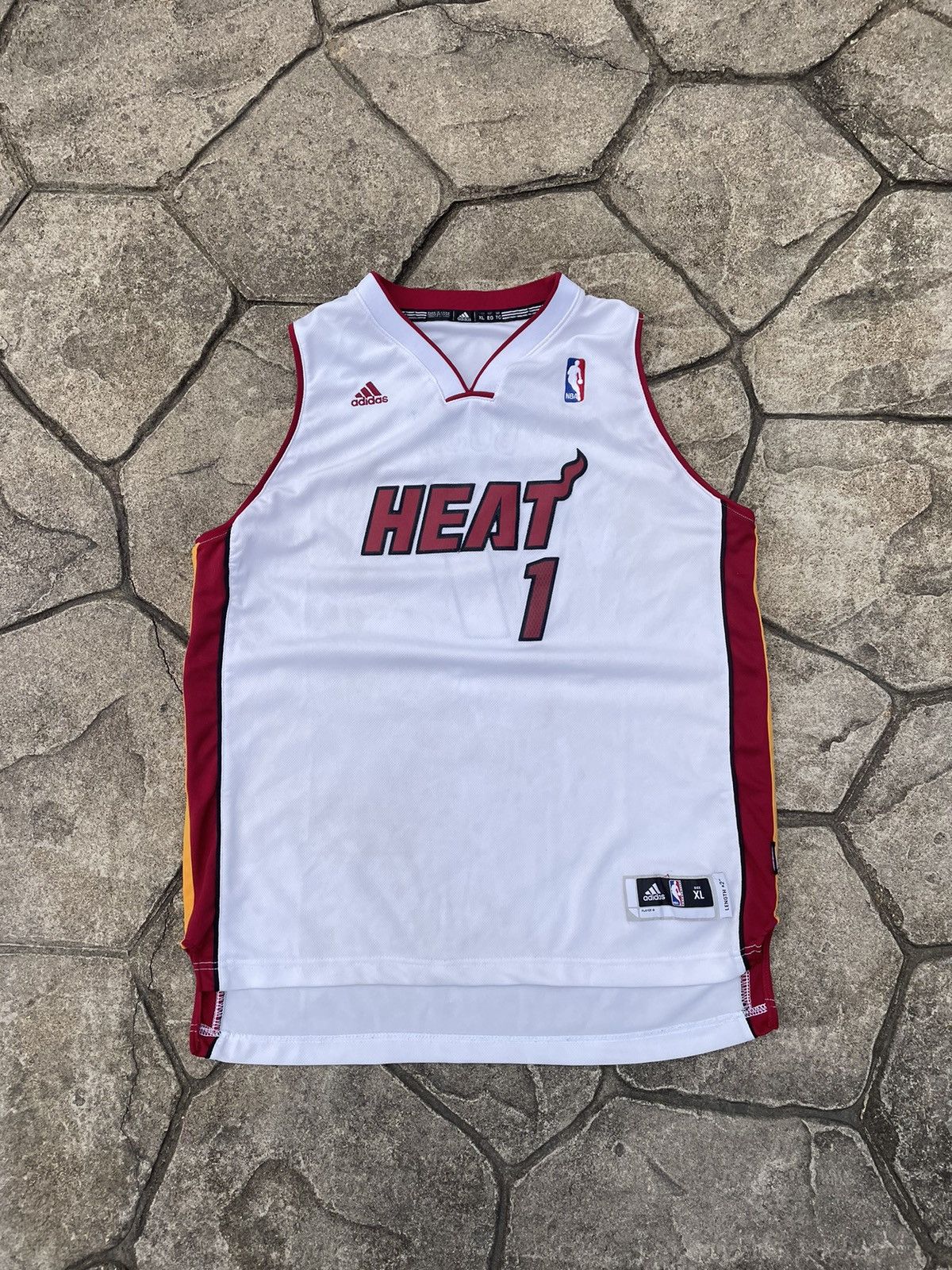 Adidas × NBA Adidas Miami Heat Chris Bosh Jersey Size US XL / EU 56 / 4 - 1 Thumbnail