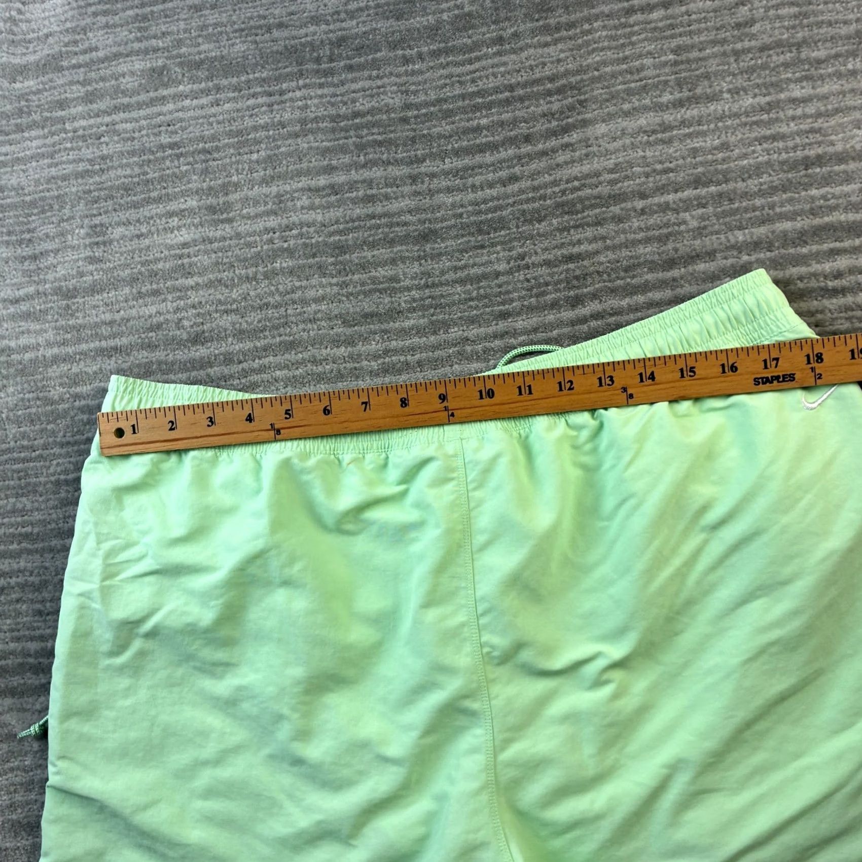 Nike Nike ACG Shorts Mens LT Large Tall Green Reservoir Goat Brief Lined Outdoors - Classic Athletic Style Size US 33 - 7 Thumbnail