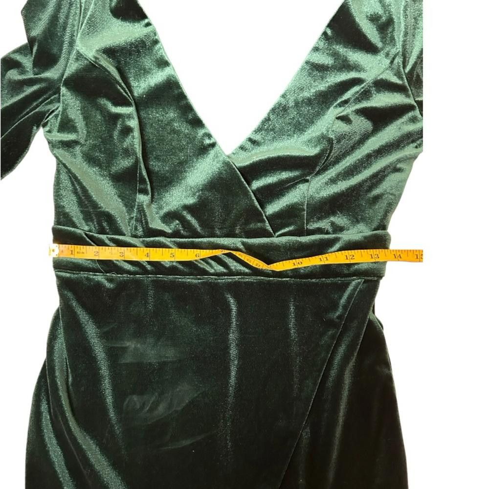 REVOLVE superdown l Crista Velvet Wrap Emerald Dress Small Size S / US 4 / IT 40 - 6 Thumbnail