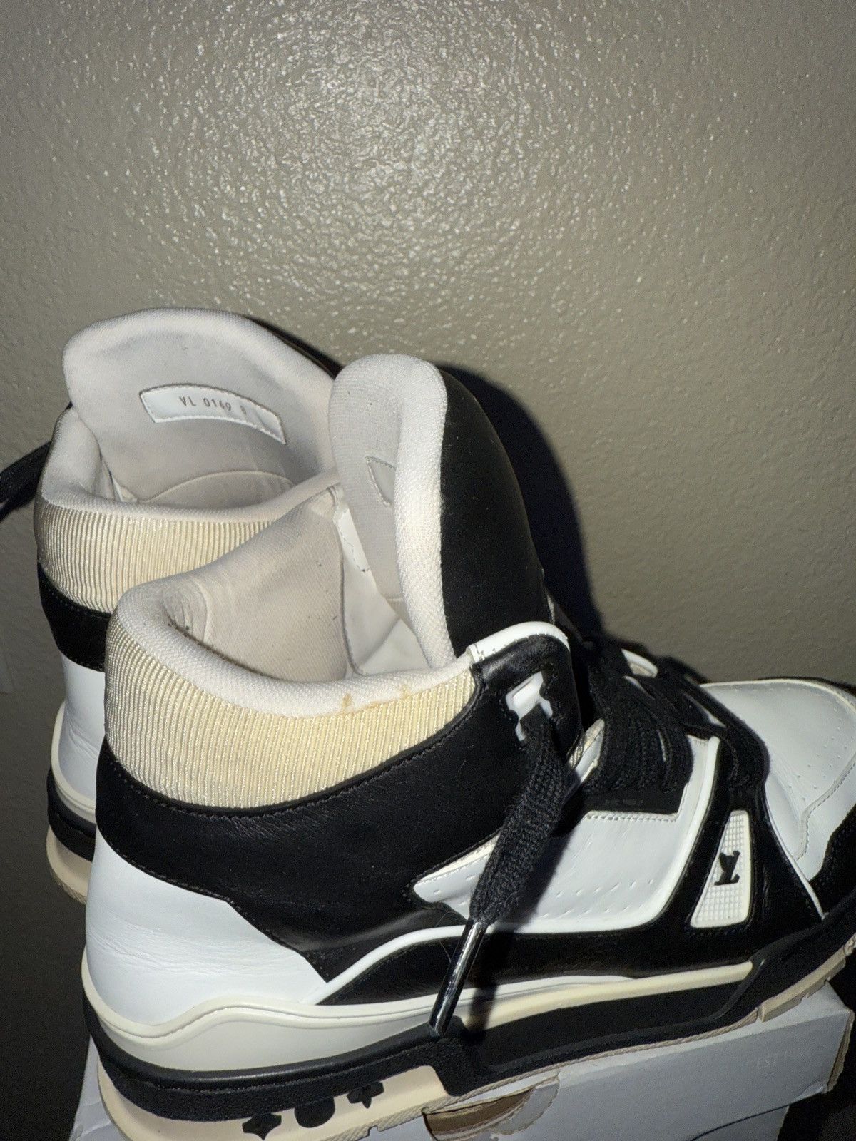 Louis Vuitton Louis Vuitton 408 Trainer Sneaker High Size US 9.5 / EU 42-43 - 3 Thumbnail