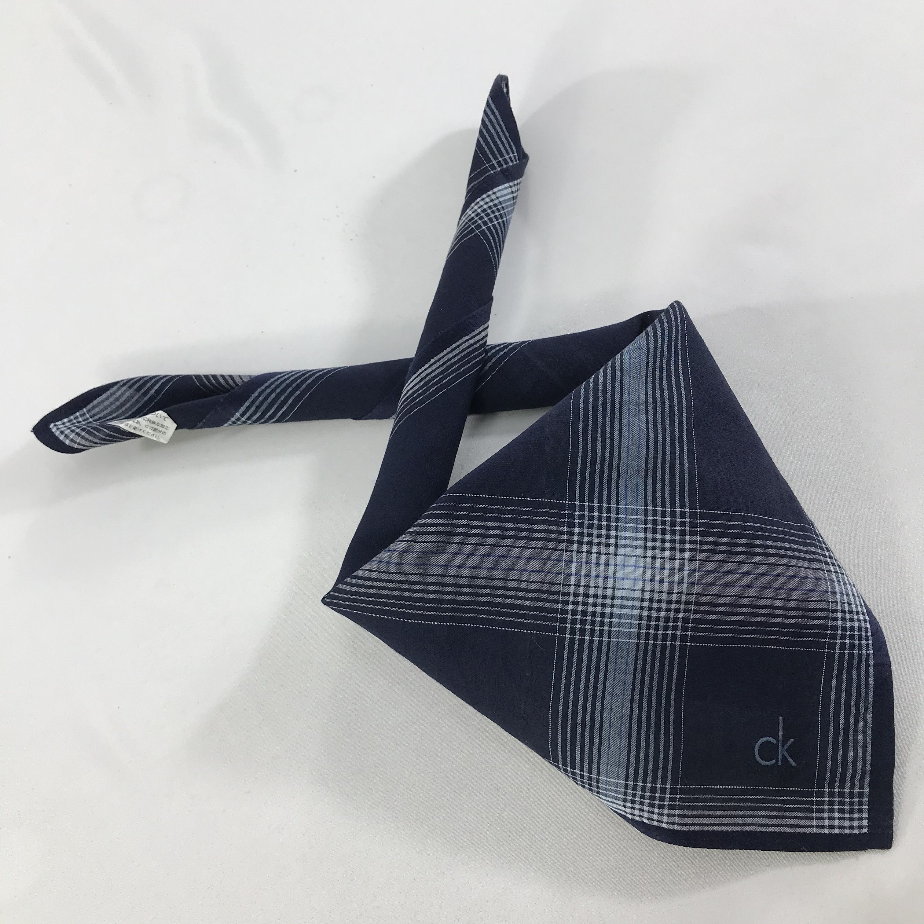 Calvin Klein × Vintage Calvin Klein Bandana / Handkerchief / Neckerchief - S1326 Size ONE SIZE - 4 Thumbnail