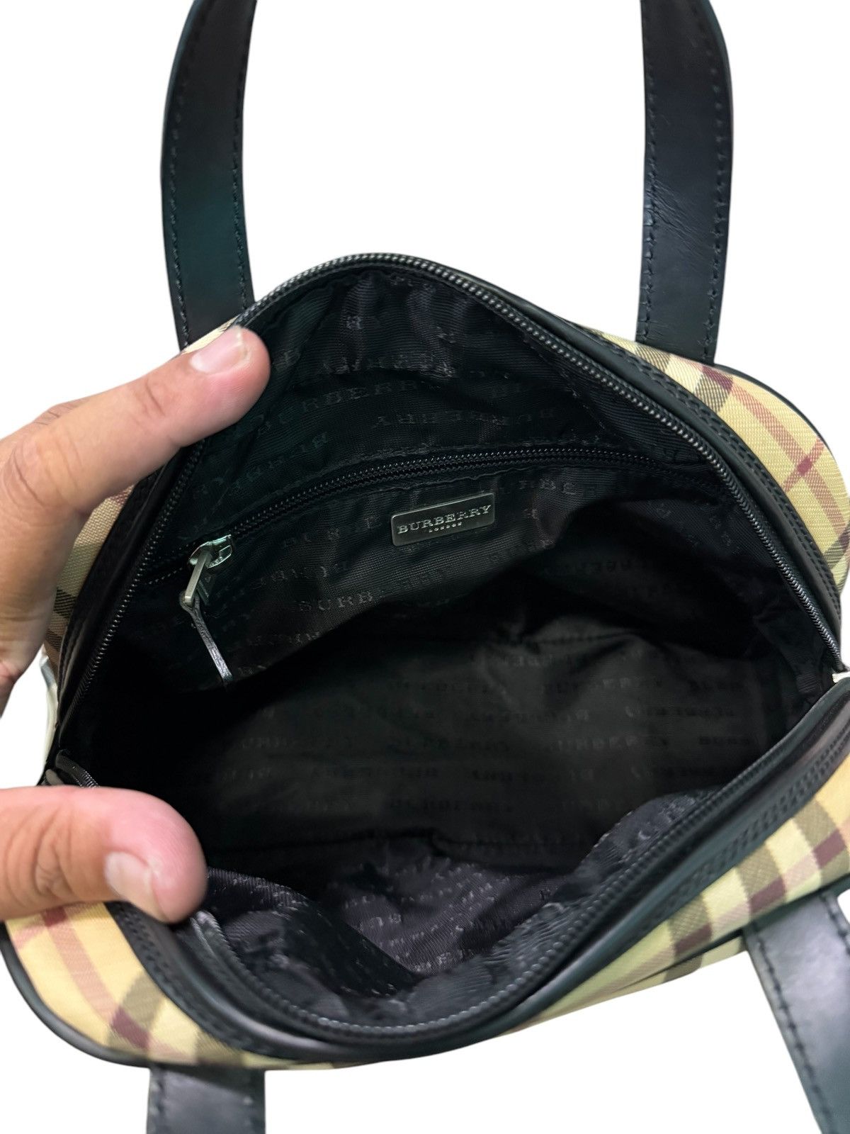 Burberry AUTHENTIC BURBERRY NOVA CHECK TOP HANDLE Size ONE SIZE - 16 Thumbnail