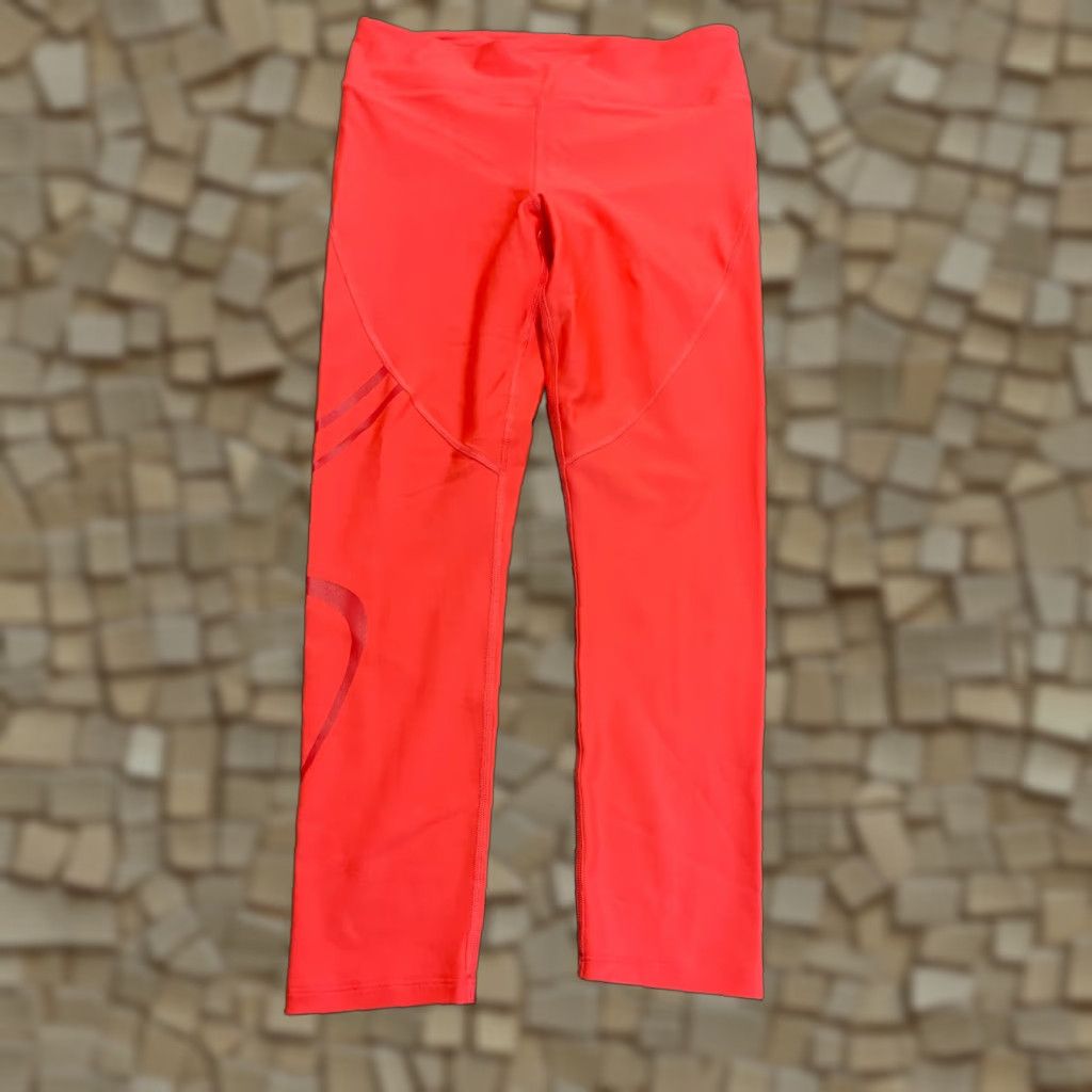 Under Armour Under Armour Women’s Capri Leggings, Size Large, Orange, Pull On, Skinny Fit, 24 in Inseam, Athletic Wear Size 28" / US 6 / IT 42 - 1 Thumbnail
