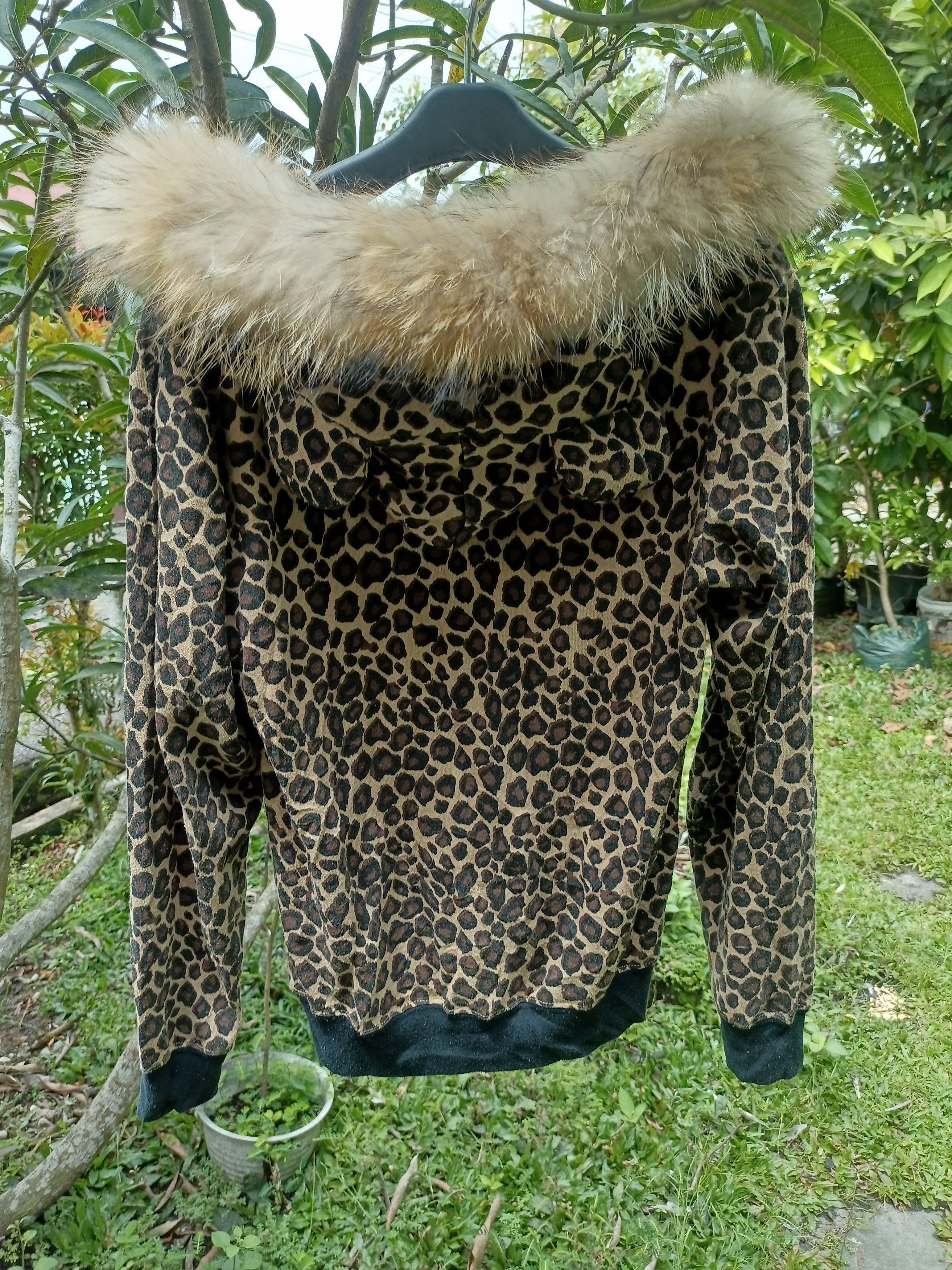 If Six Was Nine × Japanese Brand × Le Grande Bleu (L.G.B.) Y2K SHOCK NINE Leopard Ear Fur Zipper Hoodie Size US M / EU 48-50 / 2 - 16 Thumbnail