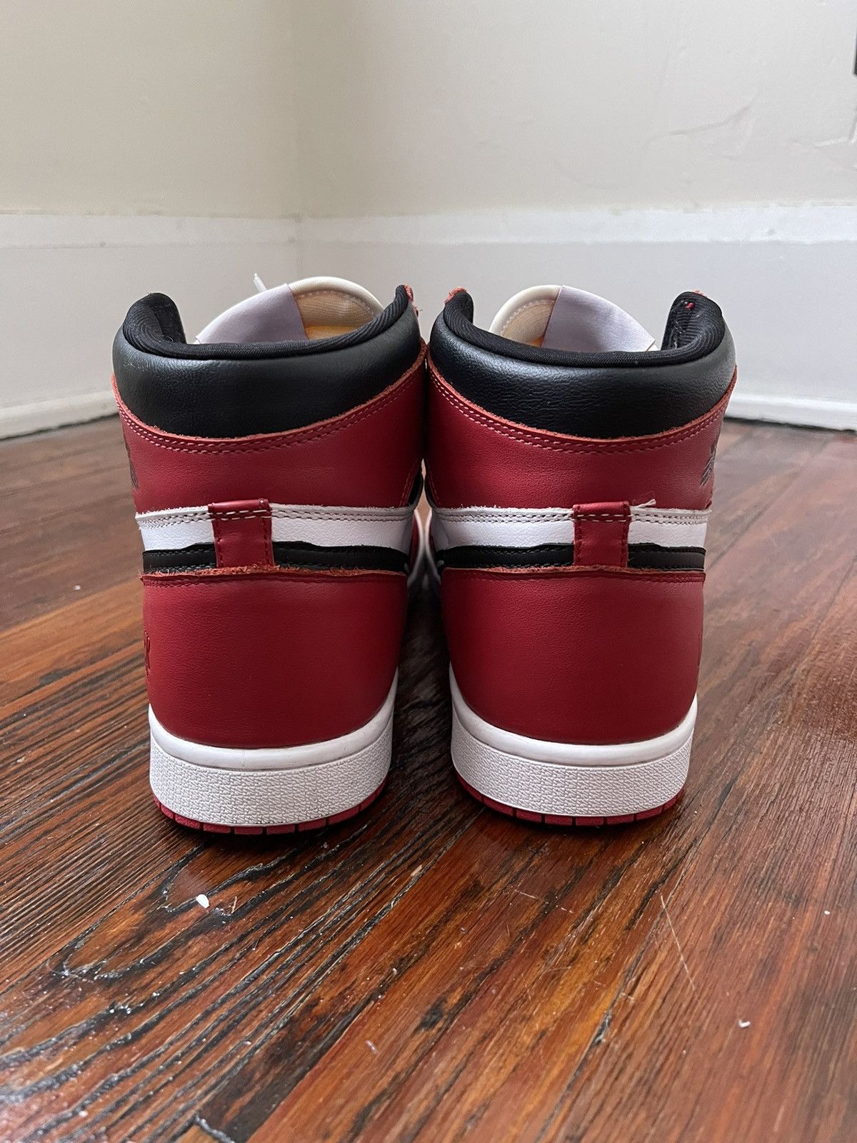 Other Represent Miserable Custom Chicago 1’s Size US 8.5 / EU 41-42 - 4 Thumbnail
