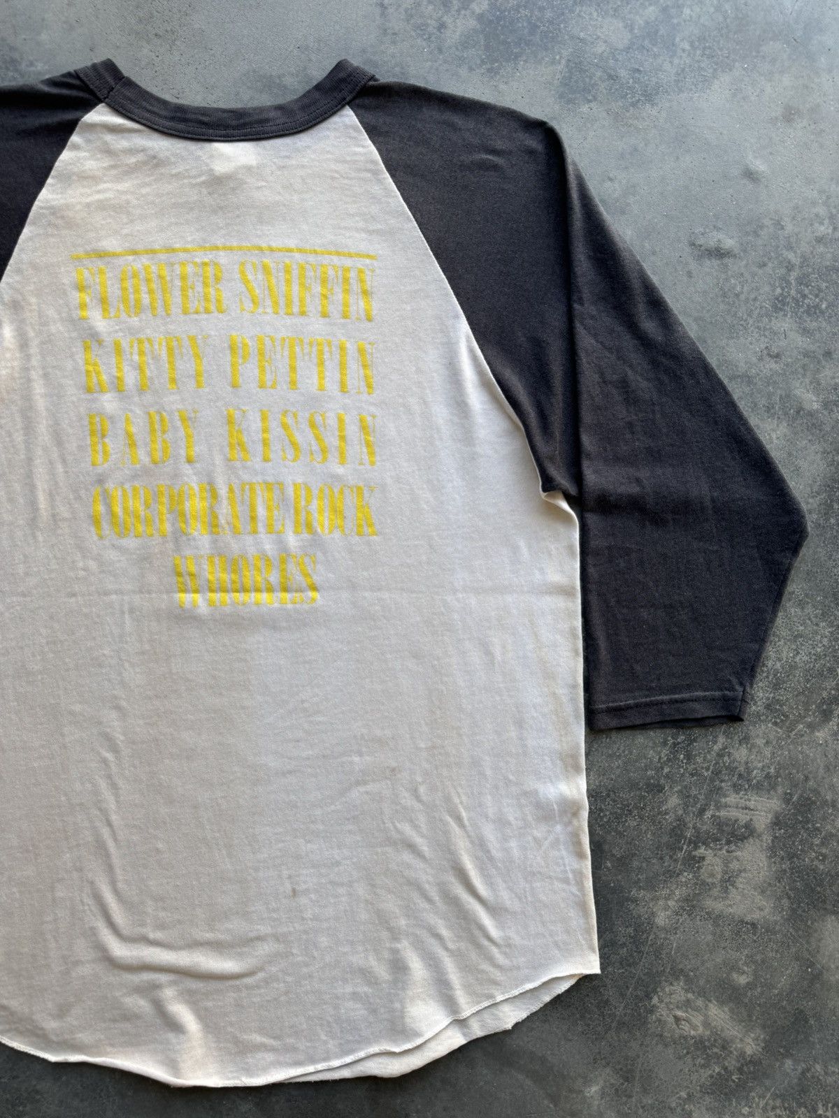 Band Tees × Nirvana × Vintage Vintage raglan nirvana band Size US M / EU 48-50 / 2 - 9 Thumbnail