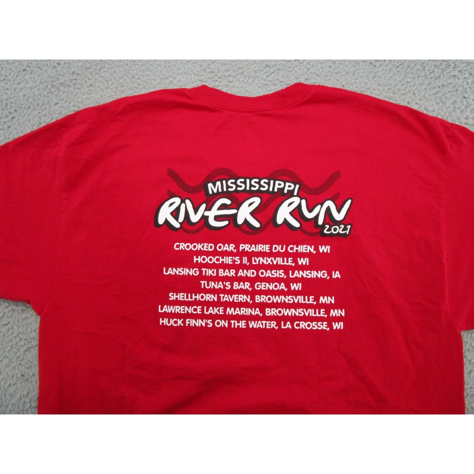 Hanes Welcome Back Bar Pub Crawl Mississippi River Run Double Sided Shirt Beer SZ XL Size US XL / EU 56 / 4 - 5 Thumbnail