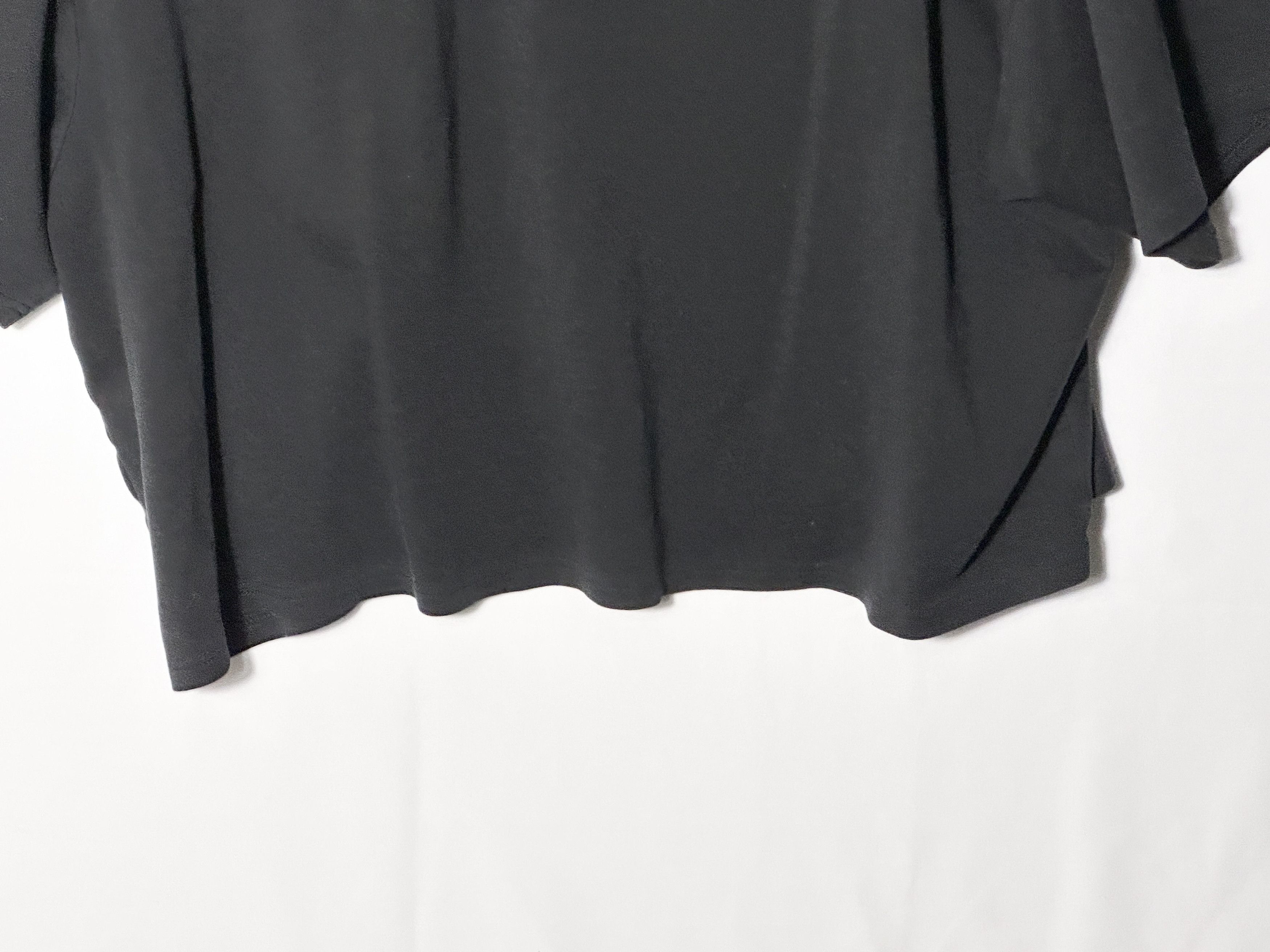 Japanese Brand Amorphia Logo XL Black Crop Top Size US L / EU 52-54 / 3 - 8 Thumbnail
