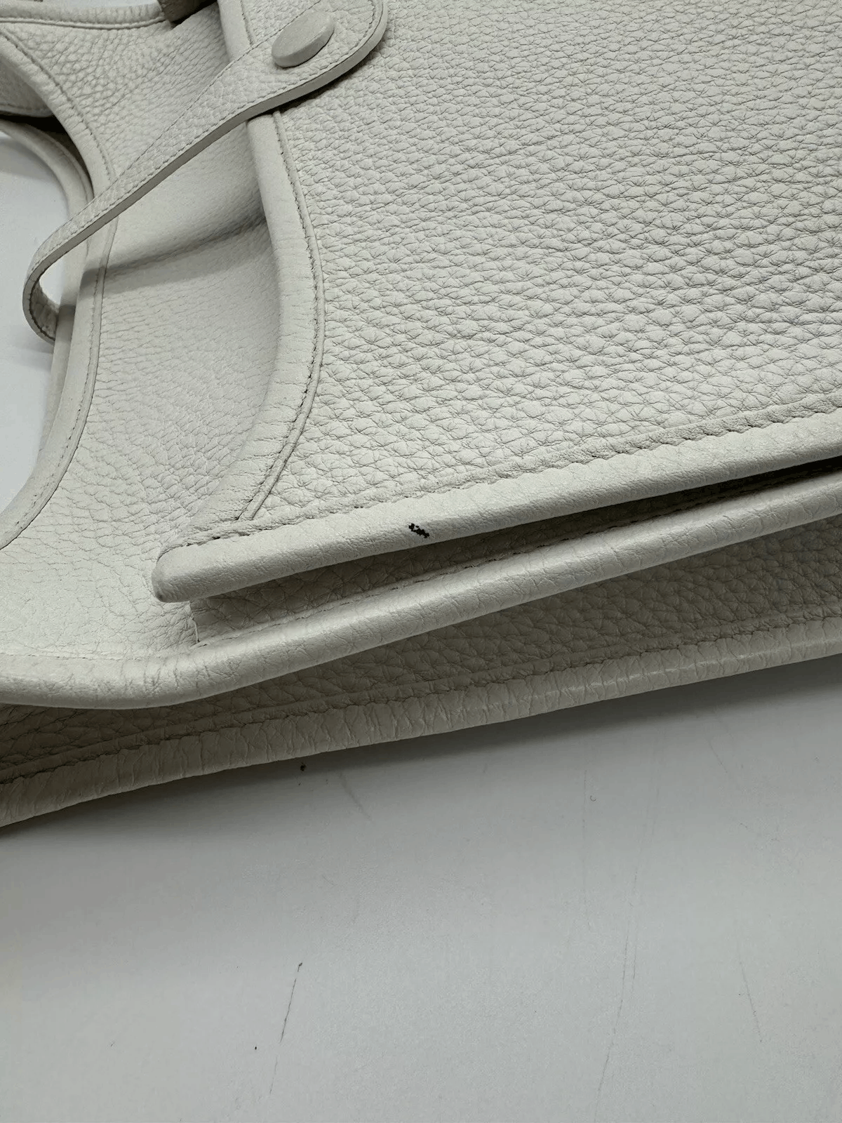 Hermes Hermes Evelyne iii 3PM Clemence Leather White Size ONE SIZE - 10 Thumbnail