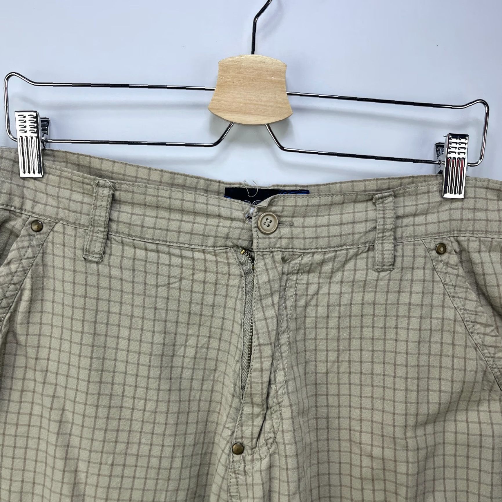 Miss Me VINTAGE Mecca Baggy Cargo Hip Hop Shorts Y2K Size 36 Men Beige Cotton Wool Denim 5-Pocket Casual Summer Winter Spring Fall Mens Size US 27 - 4 Thumbnail