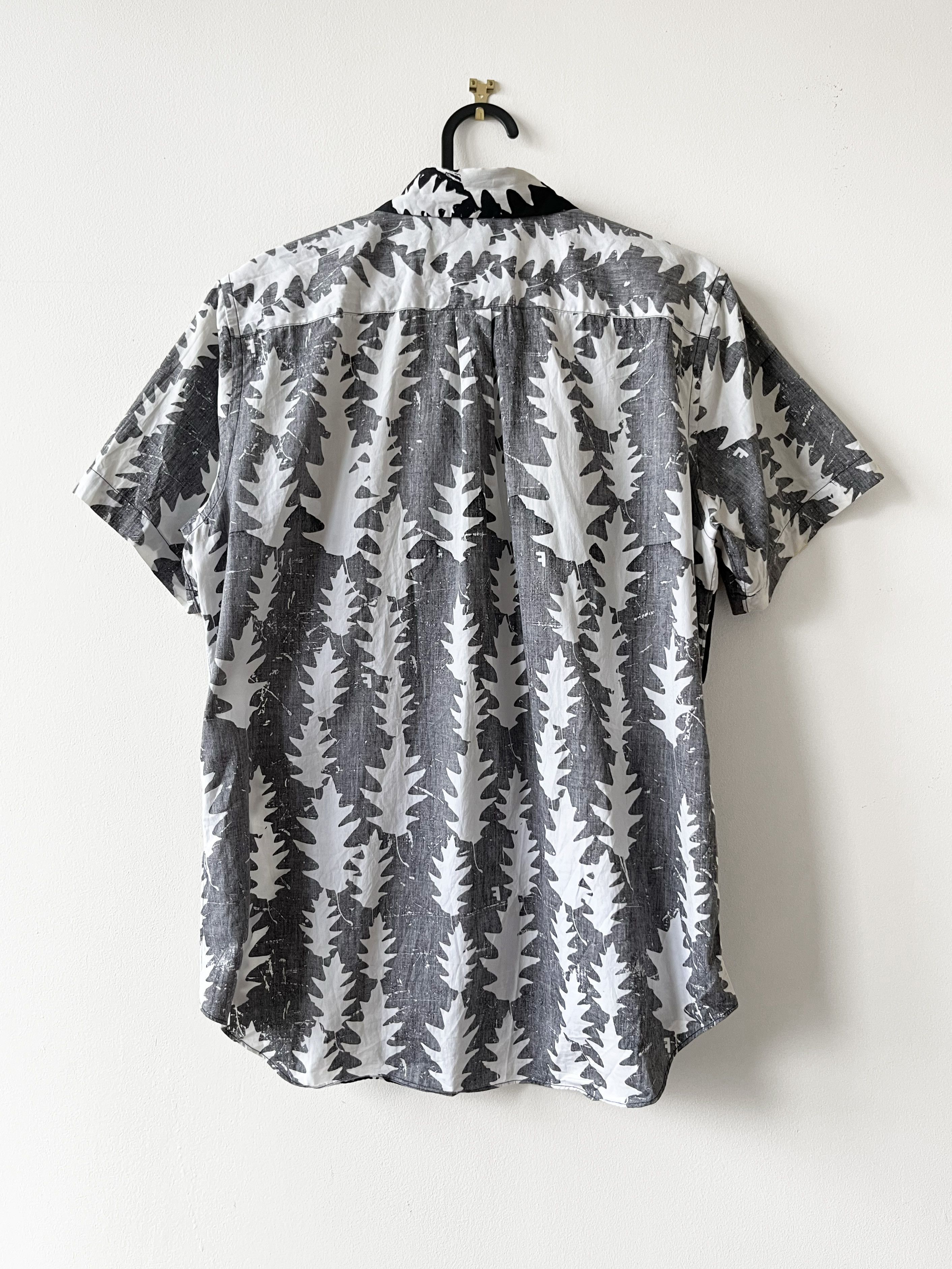 Comme des Garcons × Comme des Garcons Black Comme des Garcons BLACK leaf print button shirt Size US M / EU 48-50 / 2 - 2 Thumbnail