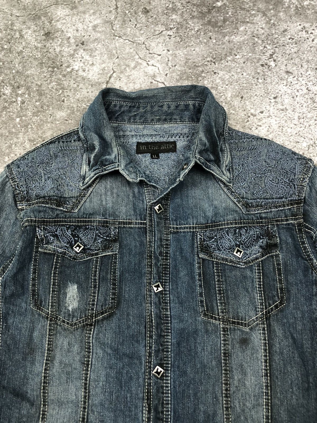 IN THE ATTIC DENIM RAW BUTTON SHIRT