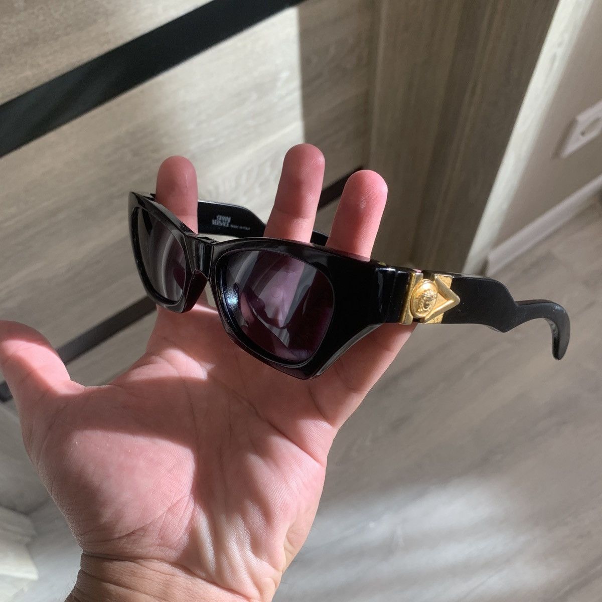 GIANNI VERSACE 雨傘 スカーフ柄 刻印ボタン 楽天市場】【アパレル】GIANNI VERSACE ジャンニ ヴェルサーチ