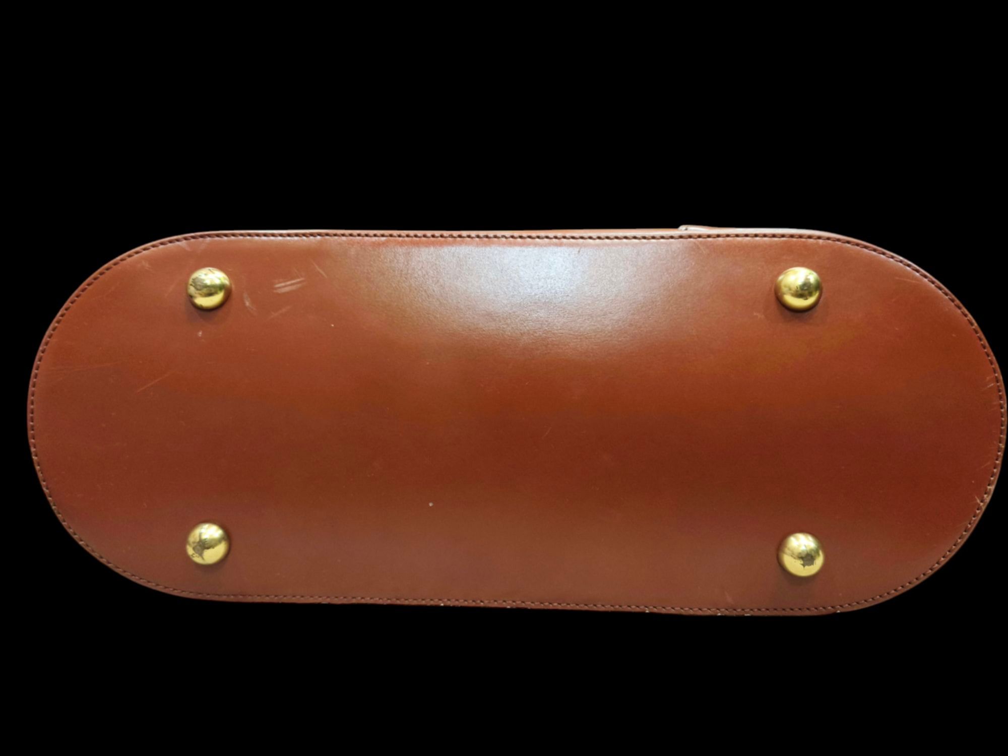 Yves Saint Laurent RARE VINTAGE YVES SAINT LAURENT GUINE LEATHER SHOULDER BAG Size ONE SIZE - 10 Thumbnail