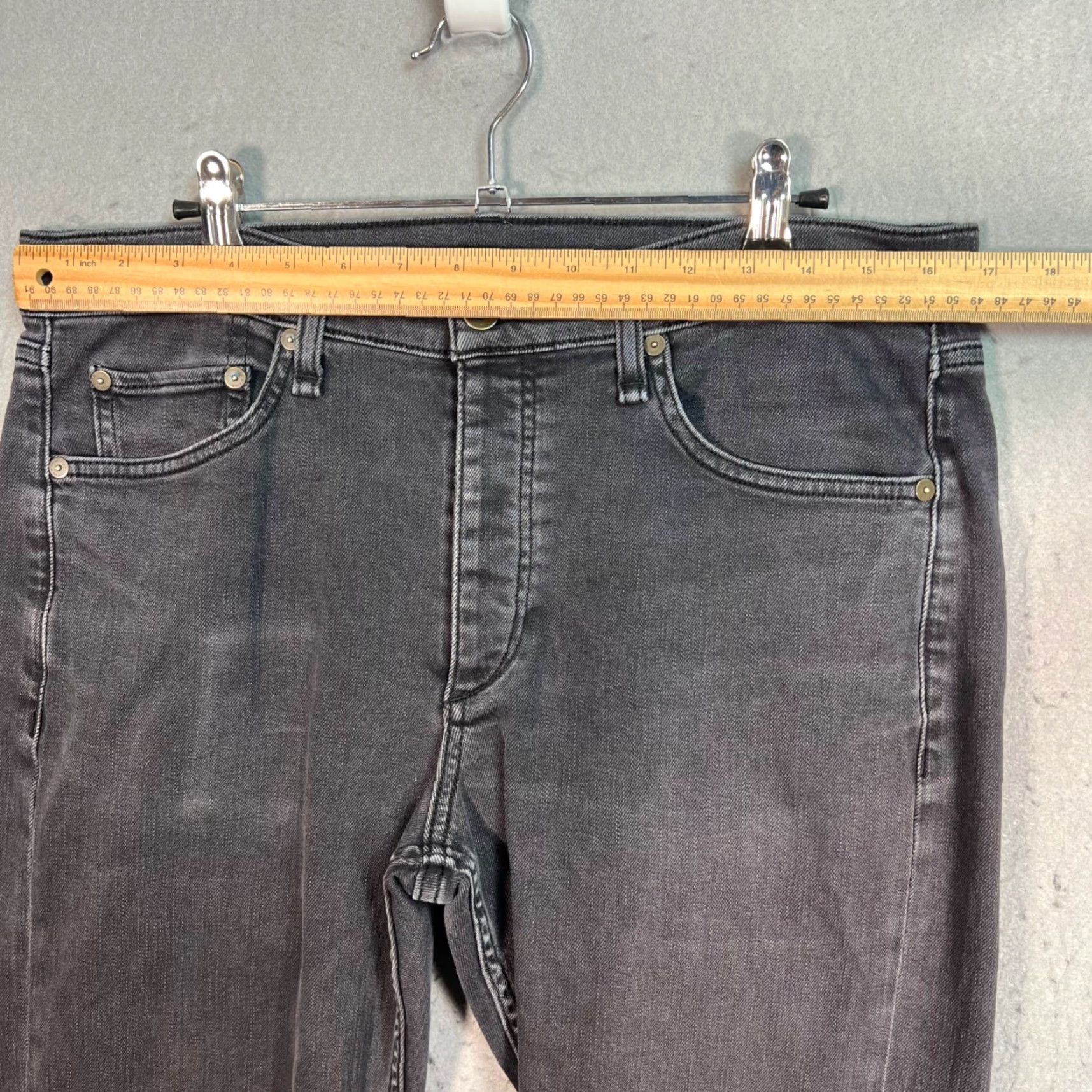 Rag & Bone Rag & Bone Mens Jeans 33 Extra-Slim Fit 1 Grey Cotton Blend Denim 5-Pocket Solid Size US 33 - 5 Thumbnail
