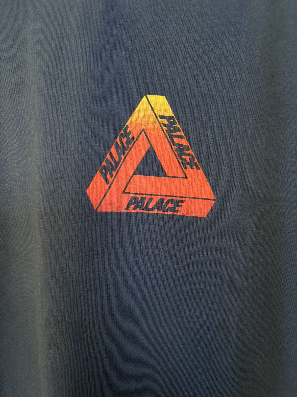 Palace Globular tee - Palace - size L Size US L / EU 52-54 / 3 - 2 Thumbnail