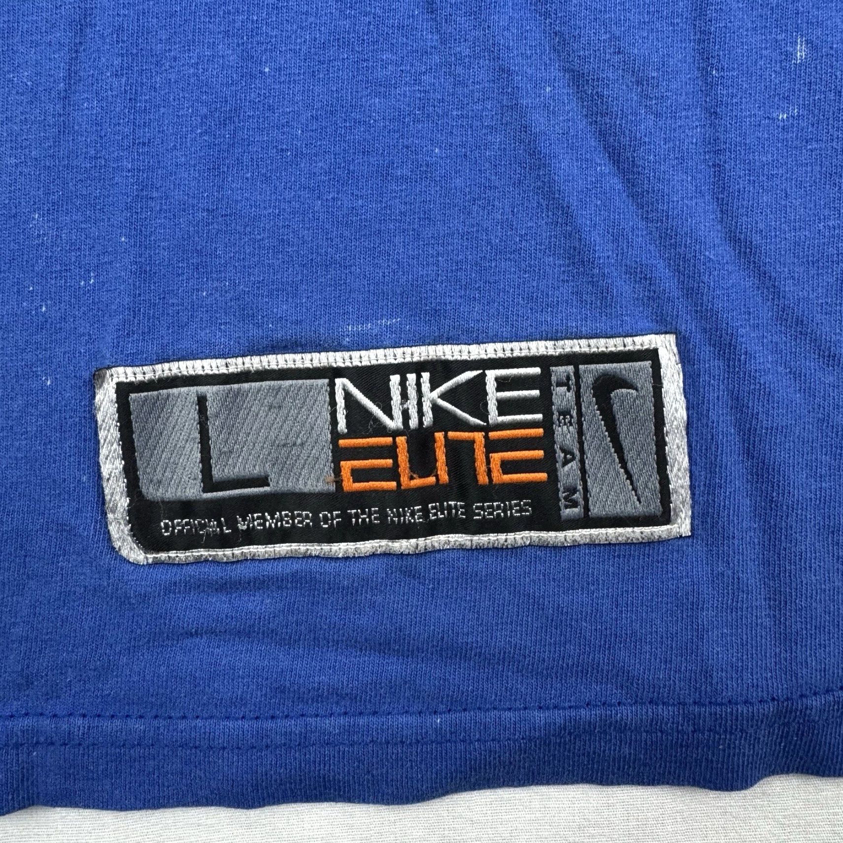 Nike VINTAGE Duke Basketball T Shirt Men Adult Large Nike Elite Crew Neck Blue MENS Basketball 90s Concert Sports T-Shirt Size US L / EU 52-54 / 3 - 6 Thumbnail