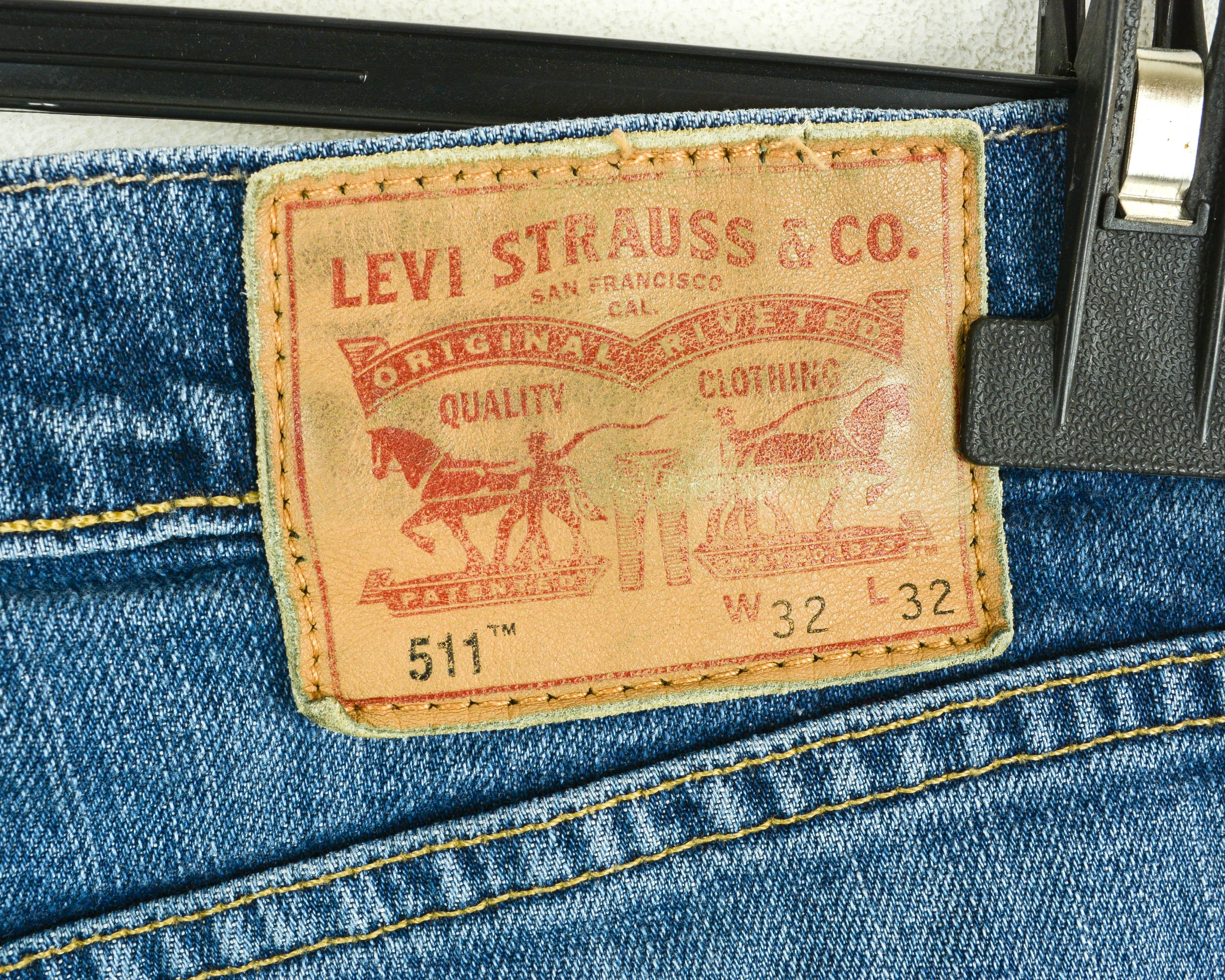 Levi's 511 Men W32 L32 Slim Fit Straight Jeans Denim Pants Trousers Size US 32 / EU 48 - 9 Thumbnail