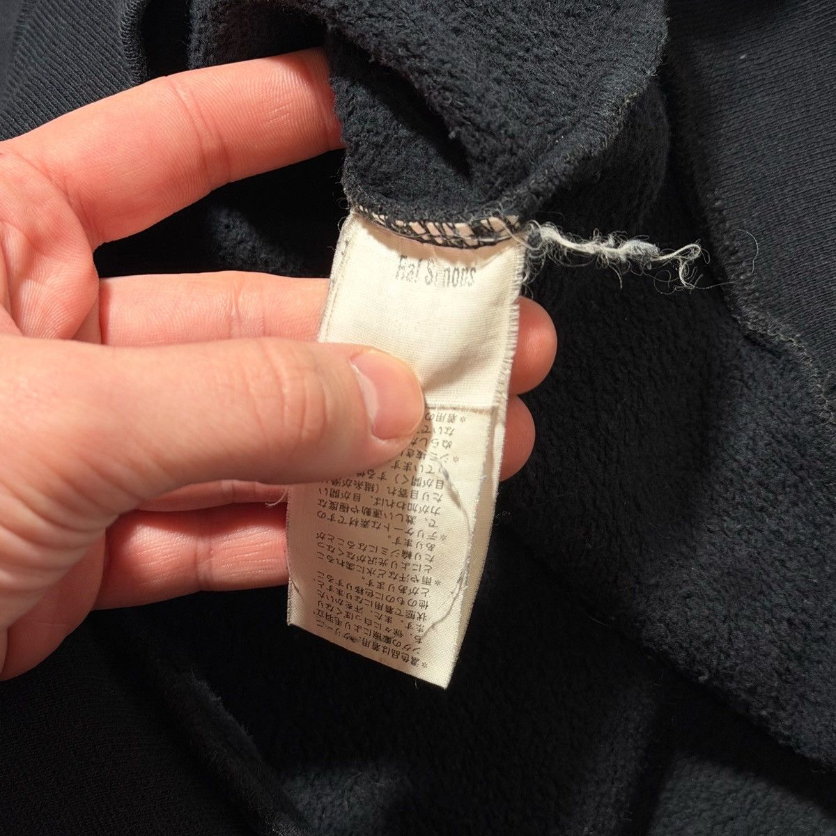 Raf Simons AW03 Raf Simons 'Closer' Limited Edition Hoodie Size US M / EU 48-50 / 2 - 5 Thumbnail