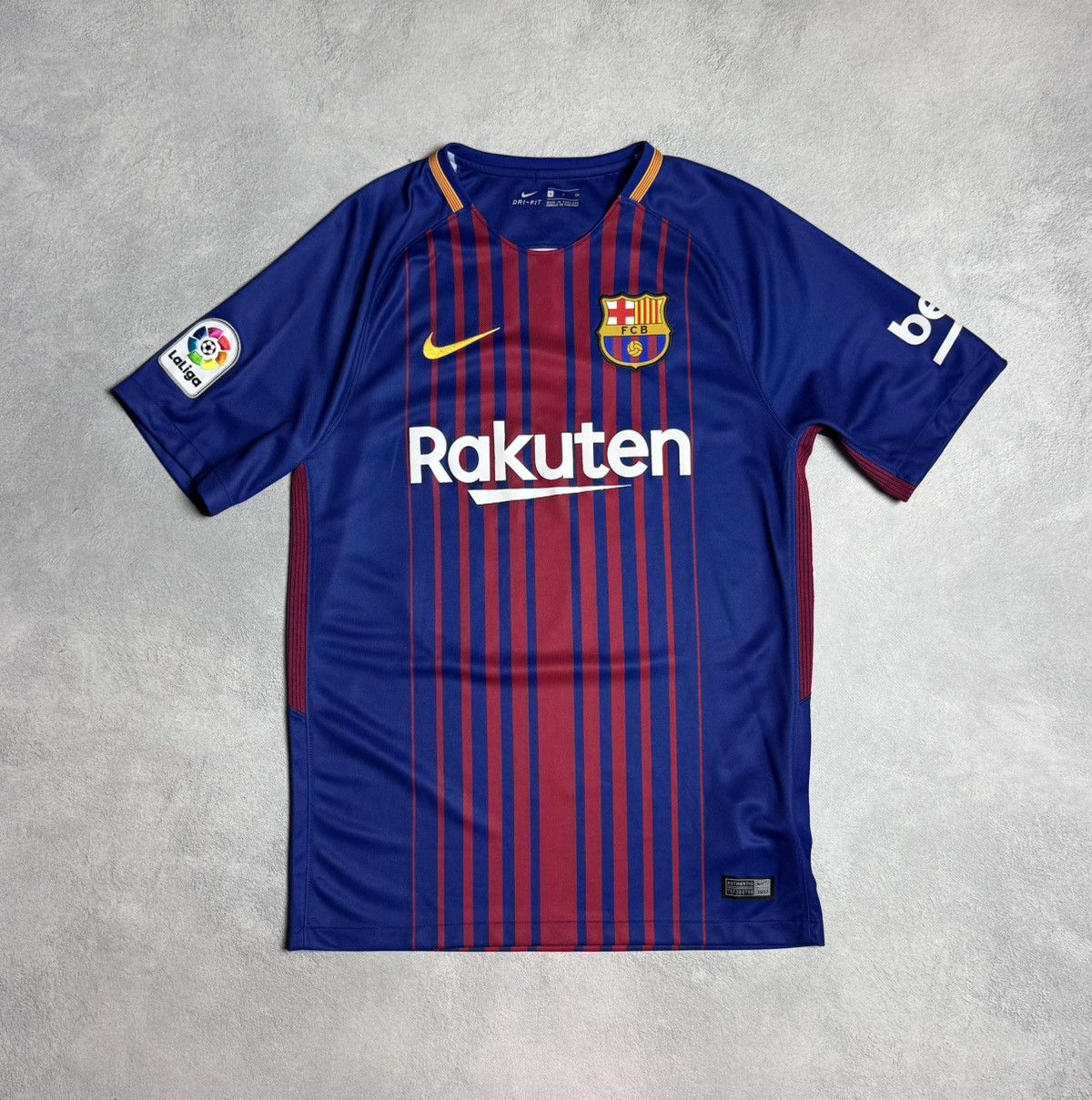 Nike Barcelona 2017 2018 Home Shirt Soccer Jersey Nike #10 Messi Size US S / EU 44-46 / 1 - 2 Thumbnail