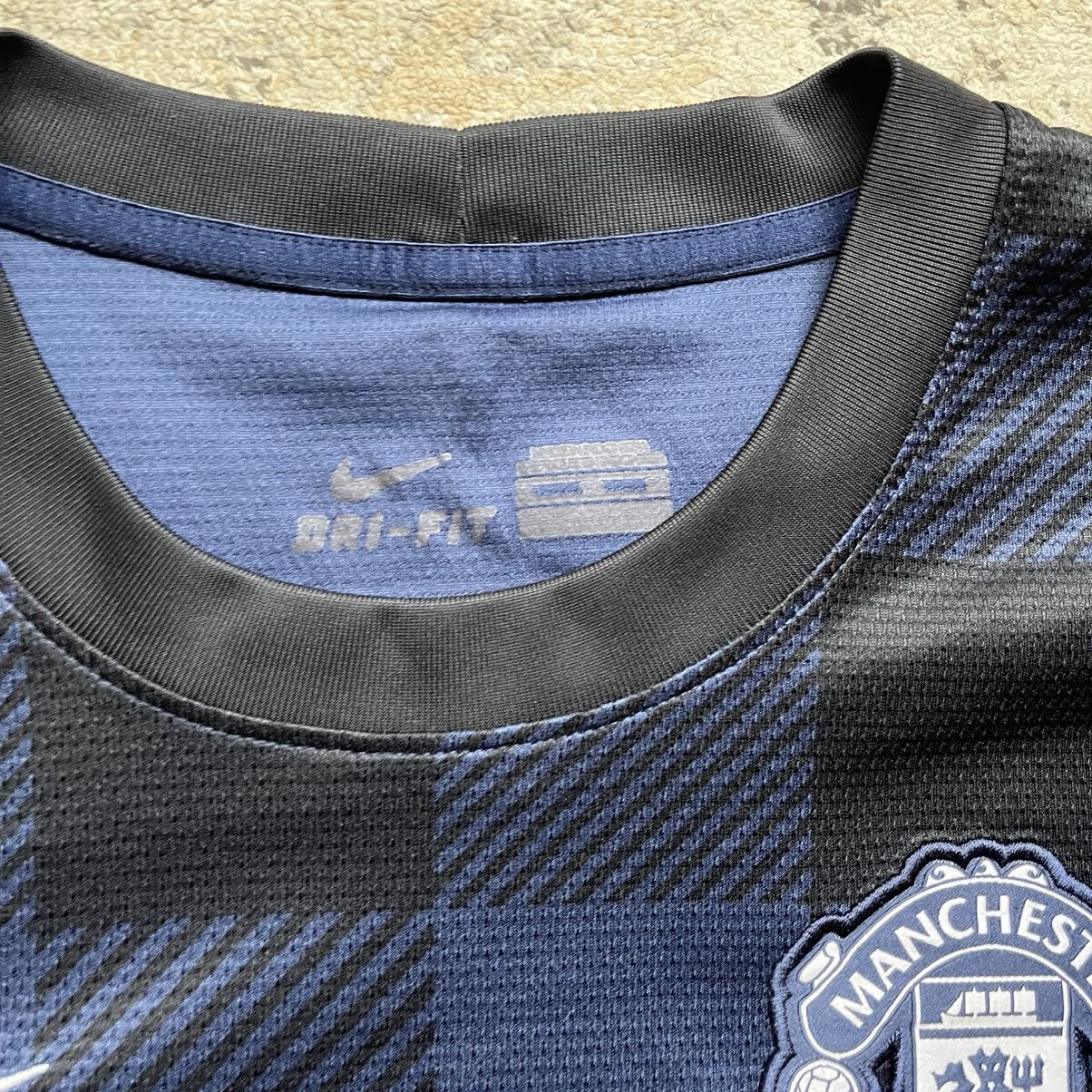 Nike Manchester United Away Jersey Size US XL / EU 56 / 4 - 4 Thumbnail