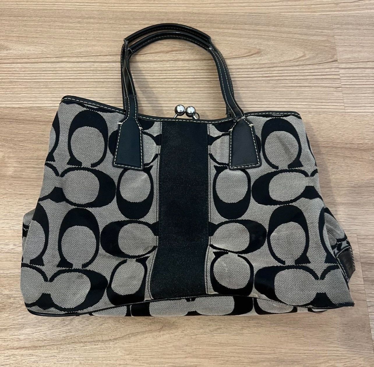 Coach Grey & black Coach Signature Tote Bag Size ONE SIZE - 2 Thumbnail