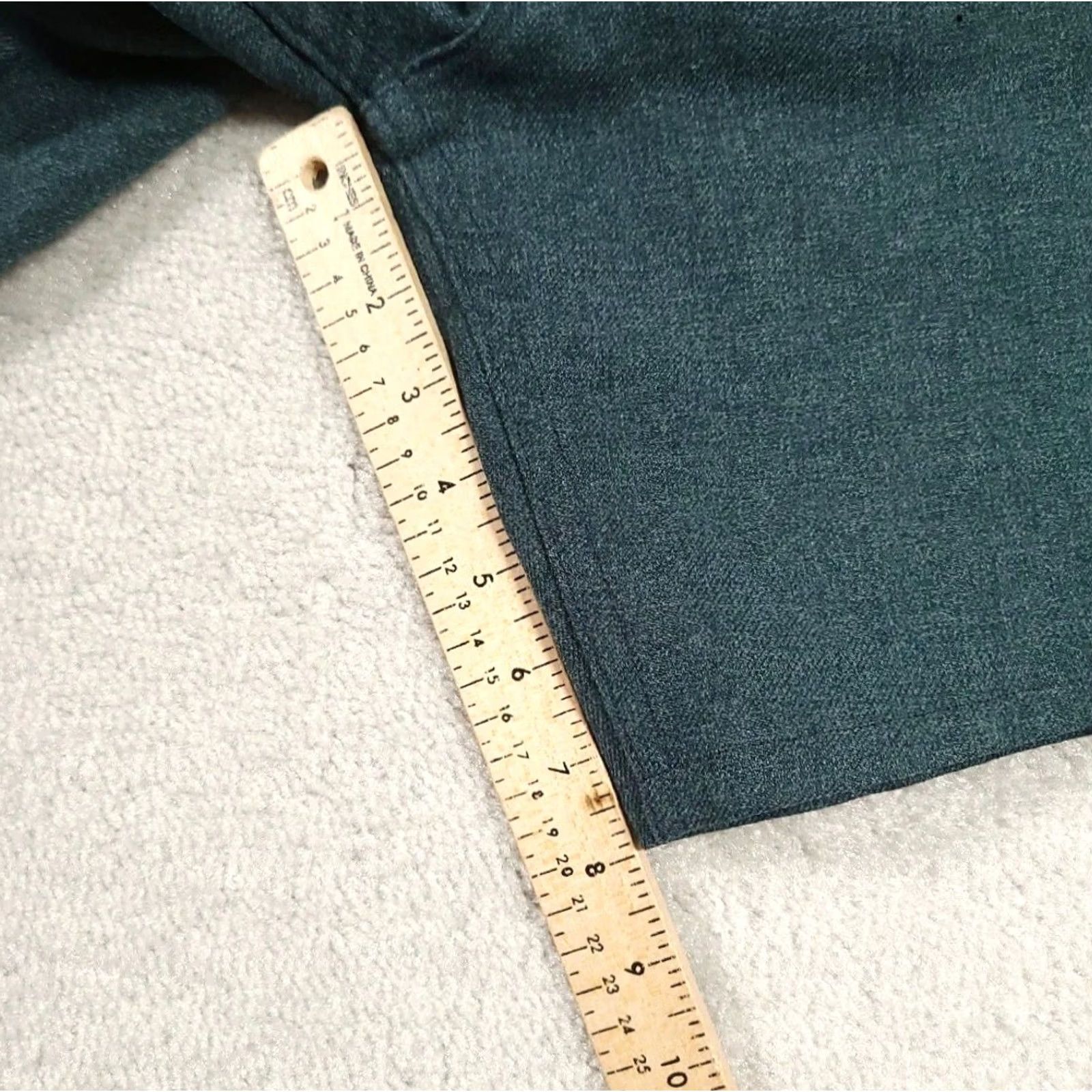 Levi's VINTAGE Levi’s Shorts Mens 36x8 Blue Scovill Zipper Black Tab Casual Chino 8 in Inseam Mens Size US 36 / EU 52 - 6 Thumbnail
