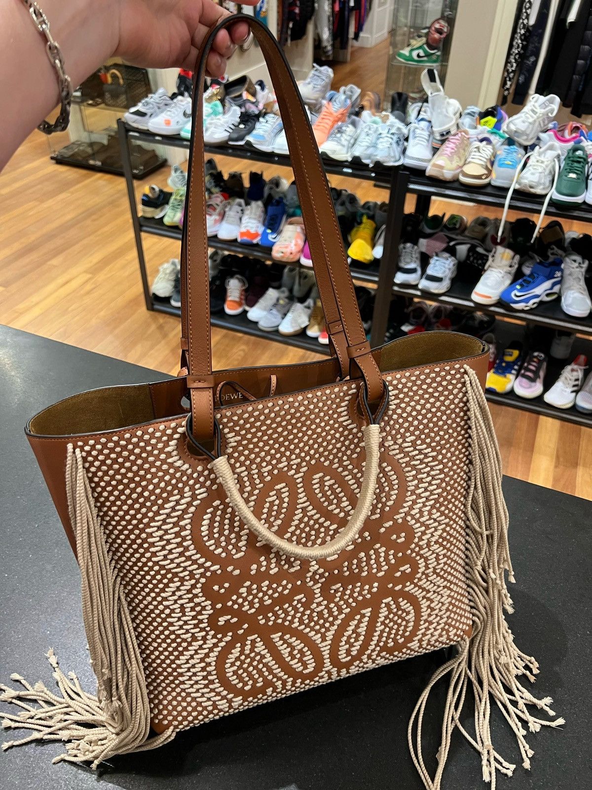 Loewe Loewe tassel fringe Cord Anagram Tote Leather Size ONE SIZE - 3 Thumbnail