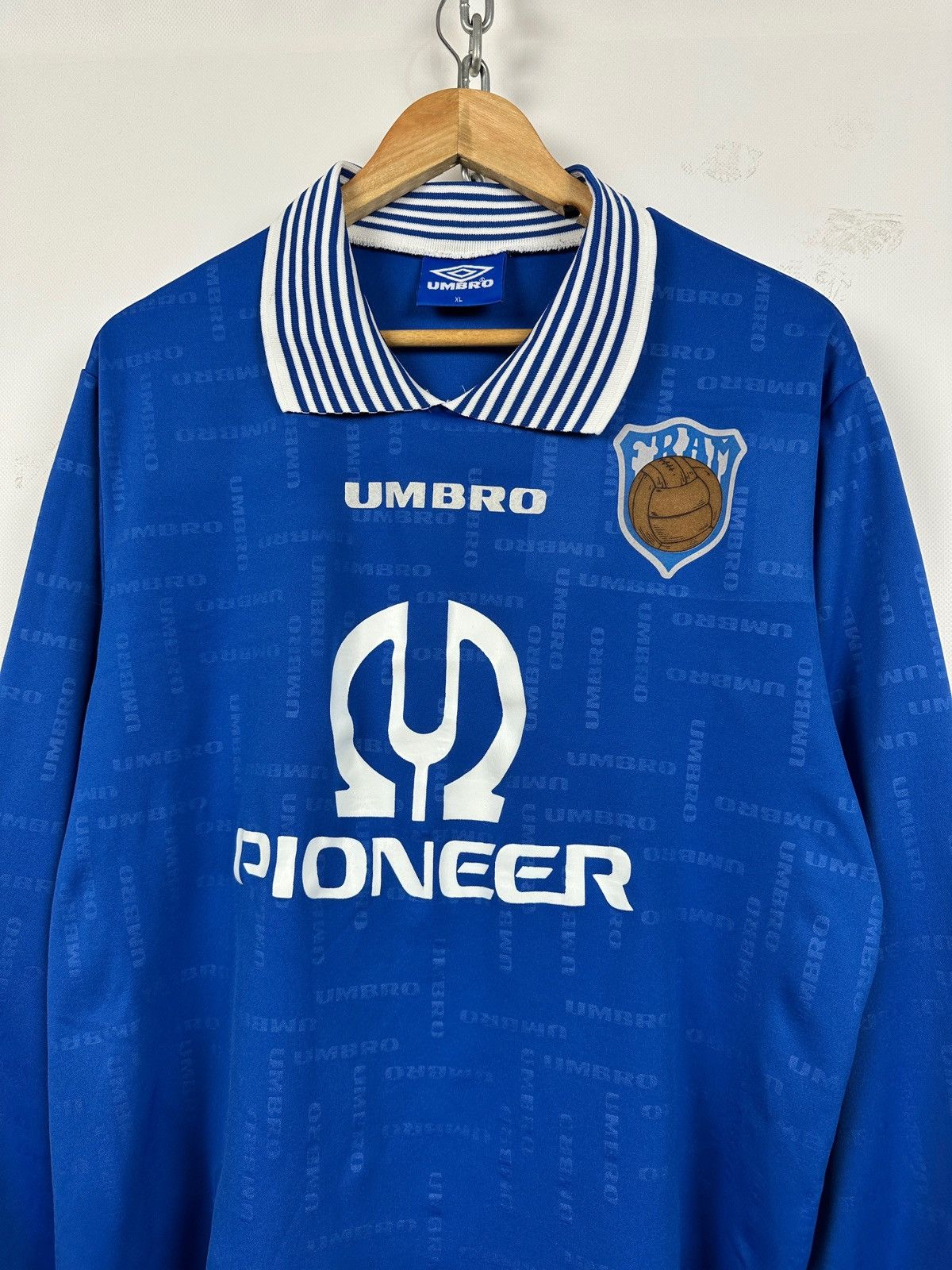 Umbro 1995/96 Vintage Fram Reykjavik Rare Home Soccer Jersey Size US XL / EU 56 / 4 - 4 Thumbnail