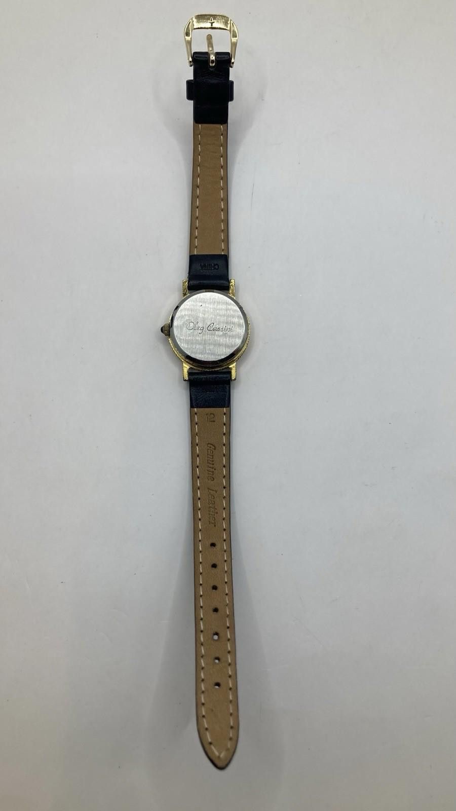 Oleg Cassini Vintage Women’s Oleg Cassini Gold Tone Ten Dollar Watch Size ONE SIZE - 8 Thumbnail