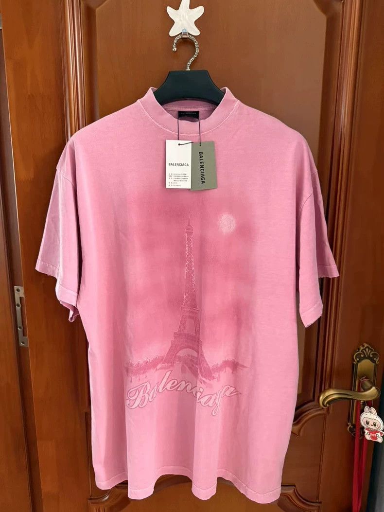 Balenciaga Balenciaga Pink Eiffel Tower Short Sleeve - dmc Size M / US 6-8 / IT 42-44 - 1 Thumbnail
