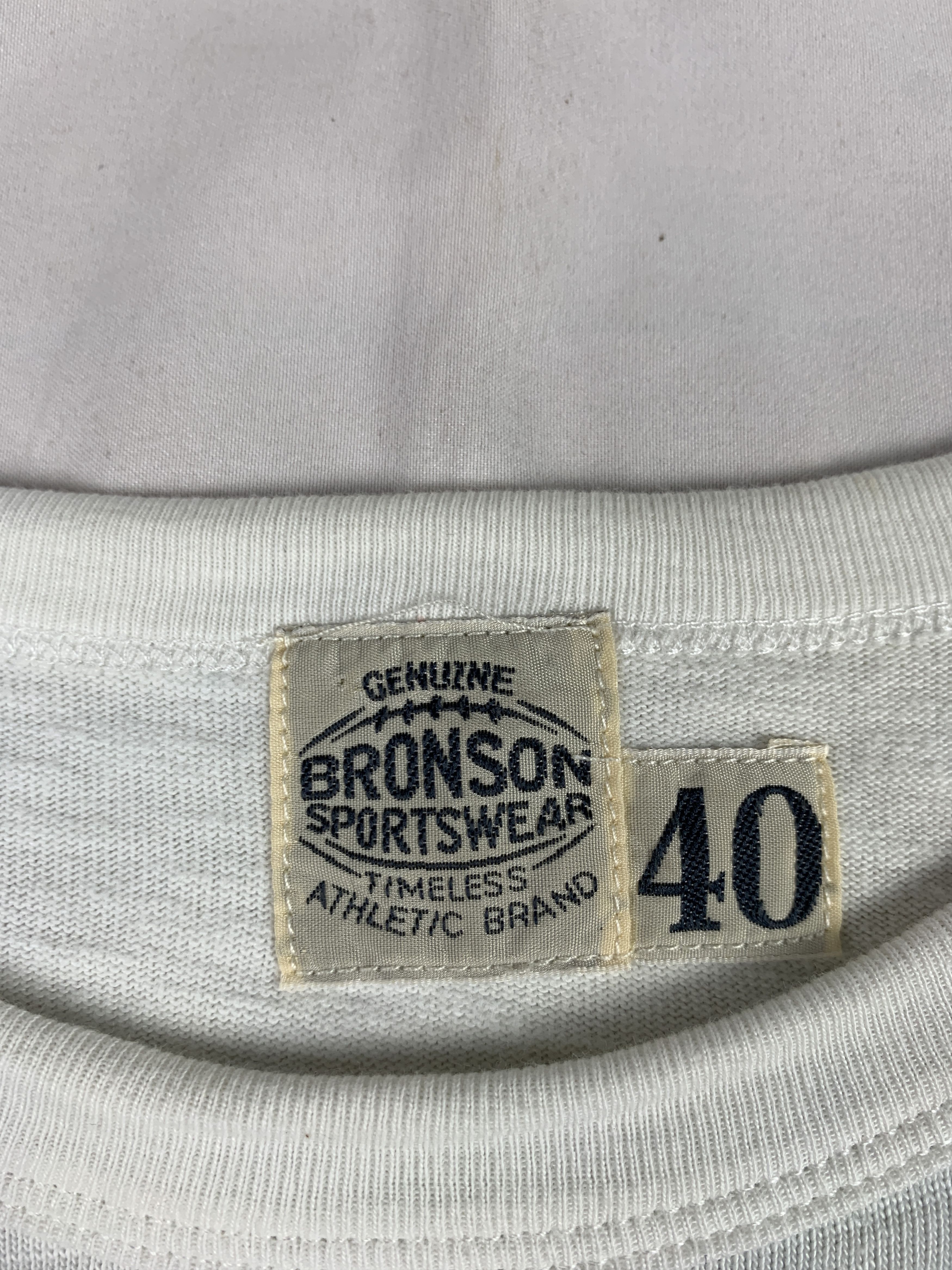 Bronson MFG. CO. Bronson MFG White Boxing Training Sweats Tee (L) Size US L / EU 52-54 / 3 - 6 Thumbnail