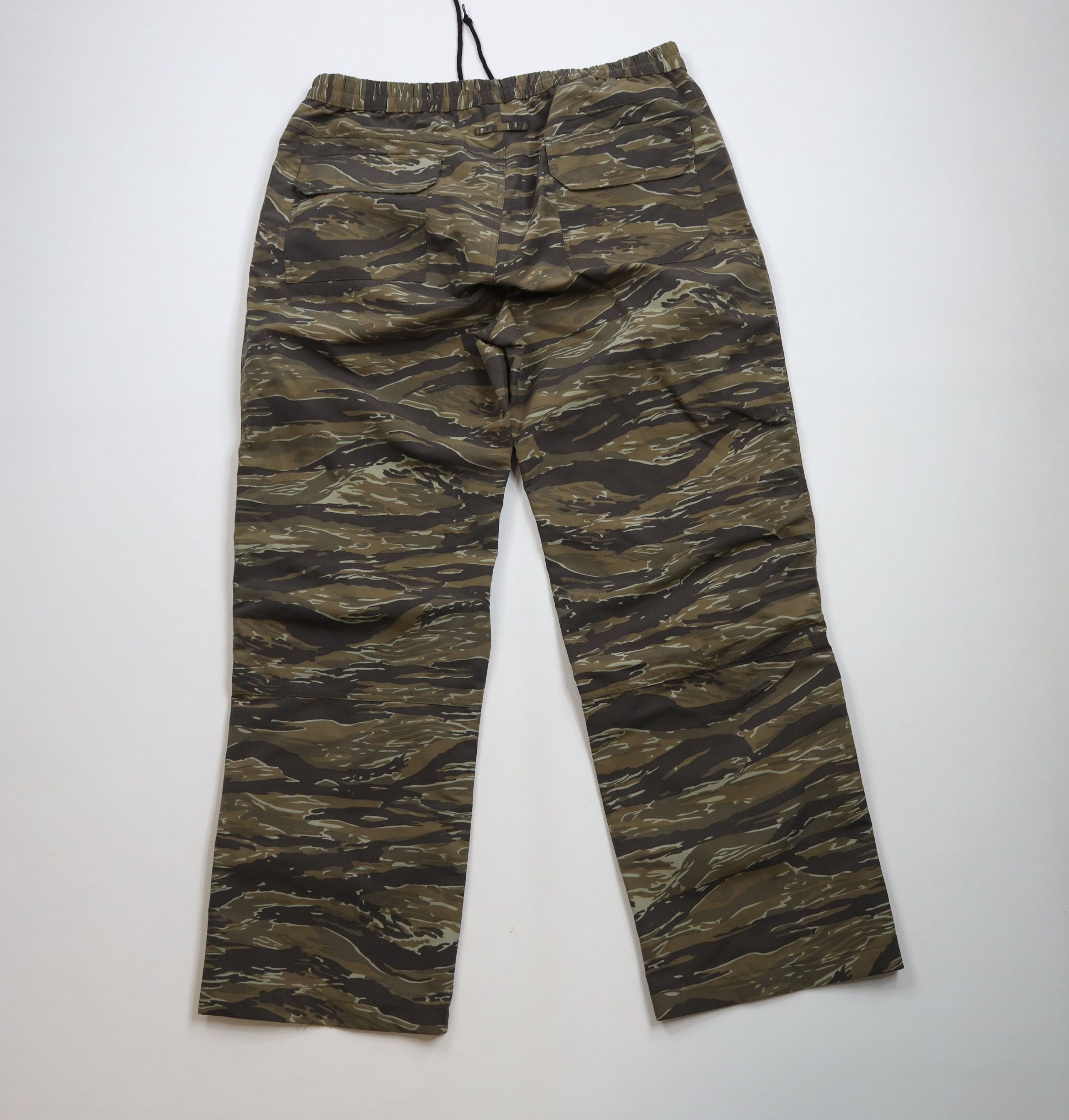 Guess × Vintage Vintage Y2K 2000 Guess Lined Wide Leg Camouflage Pants Nylon Size US 38 / EU 54 - 11 Thumbnail