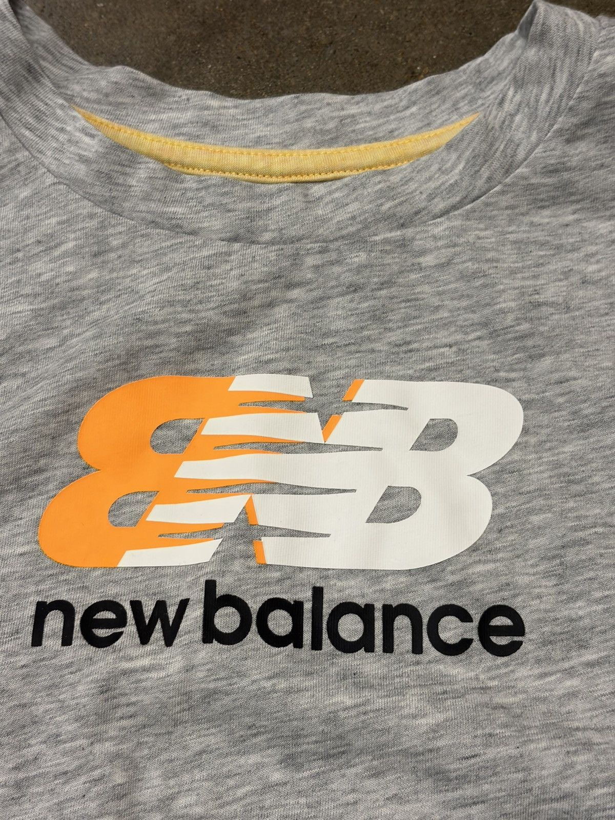 New Balance New Balance Shirt Womens Small Twist Front Muscle Tank Top Size S / US 4 / IT 40 - 2 Thumbnail